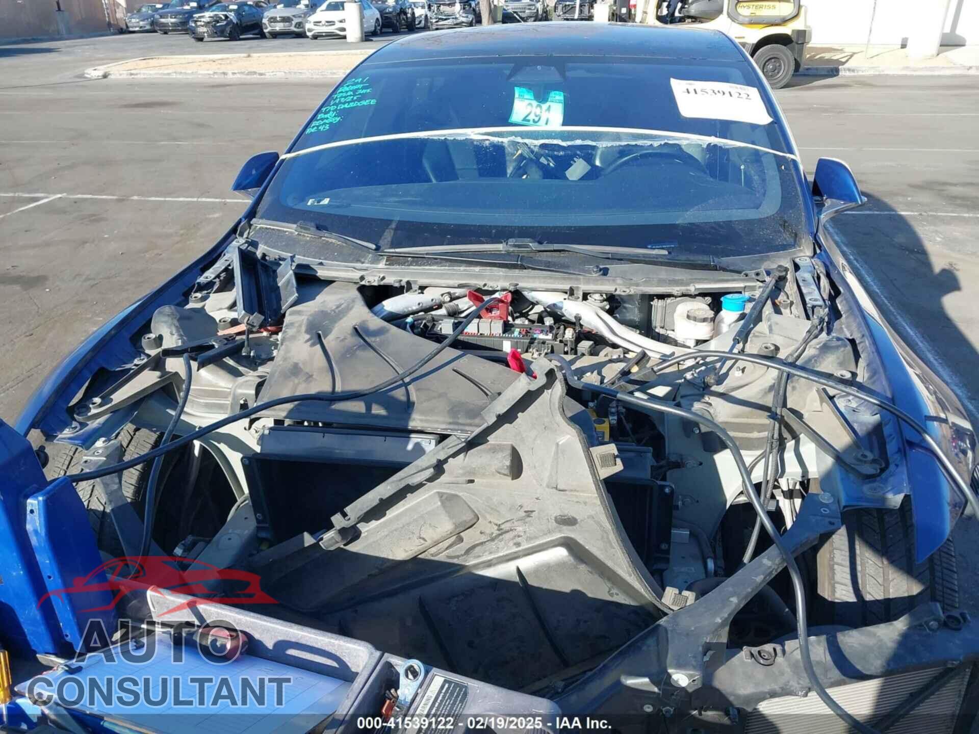 TESLA MODEL S 2017 - 5YJSA1E12HF204700