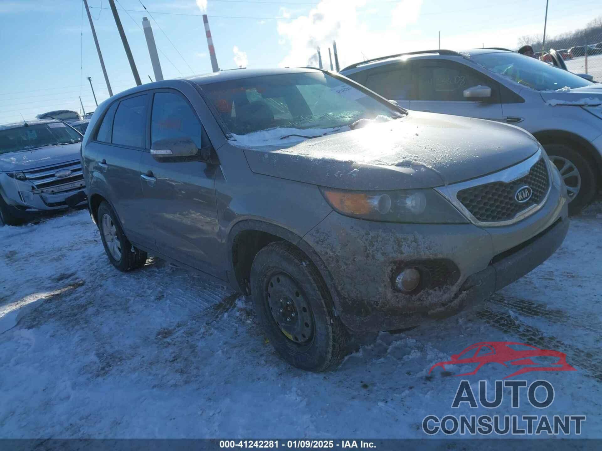 KIA SORENTO 2013 - 5XYKT3A10DG413996