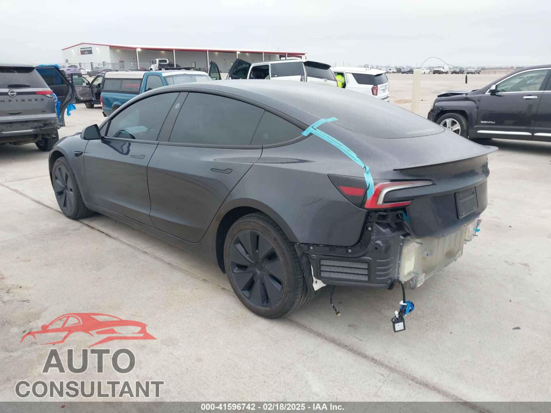 TESLA MODEL 3 2024 - 5YJ3E1EA8RF722613
