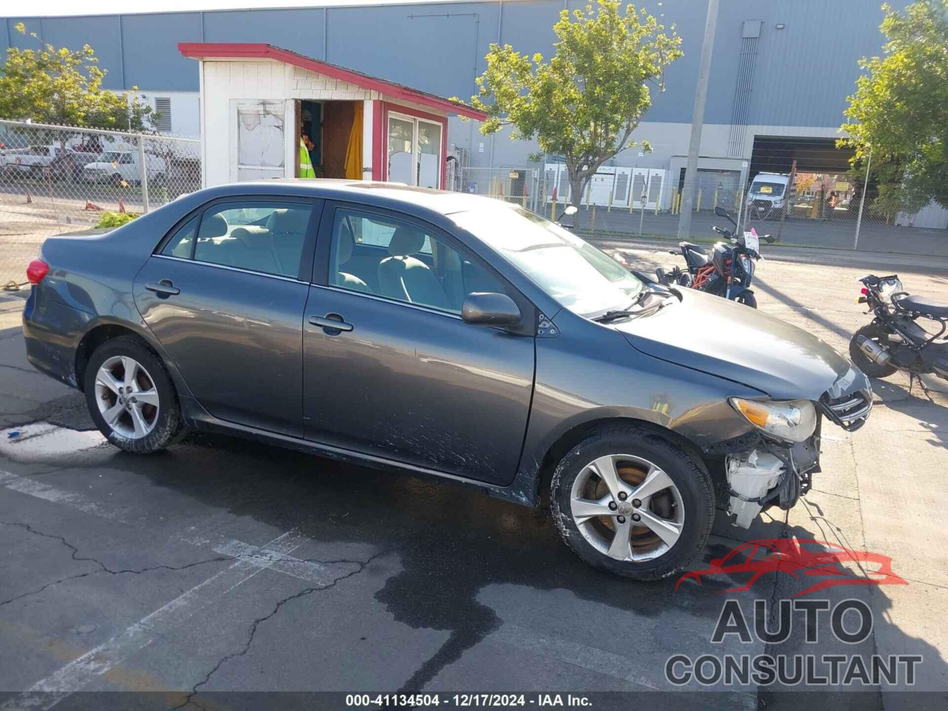 TOYOTA COROLLA 2013 - 2T1BU4EE8DC114705