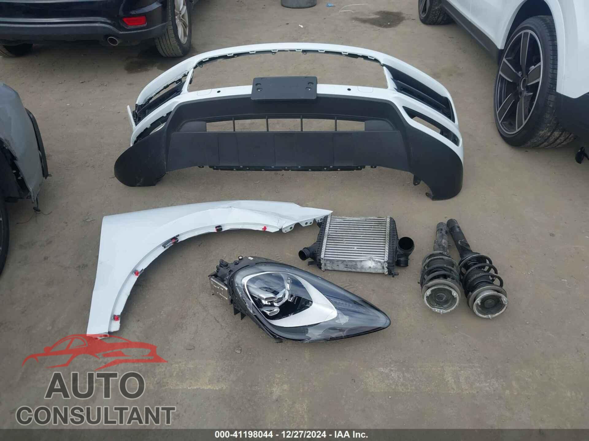 PORSCHE CAYENNE 2023 - WP1AA2AY1PDA02097