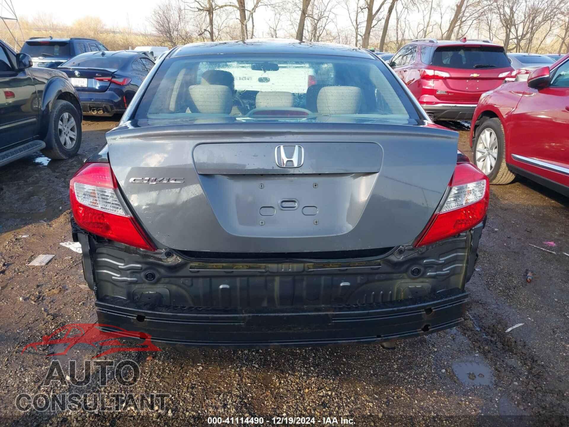 HONDA CIVIC 2012 - 2HGFB2F52CH332395