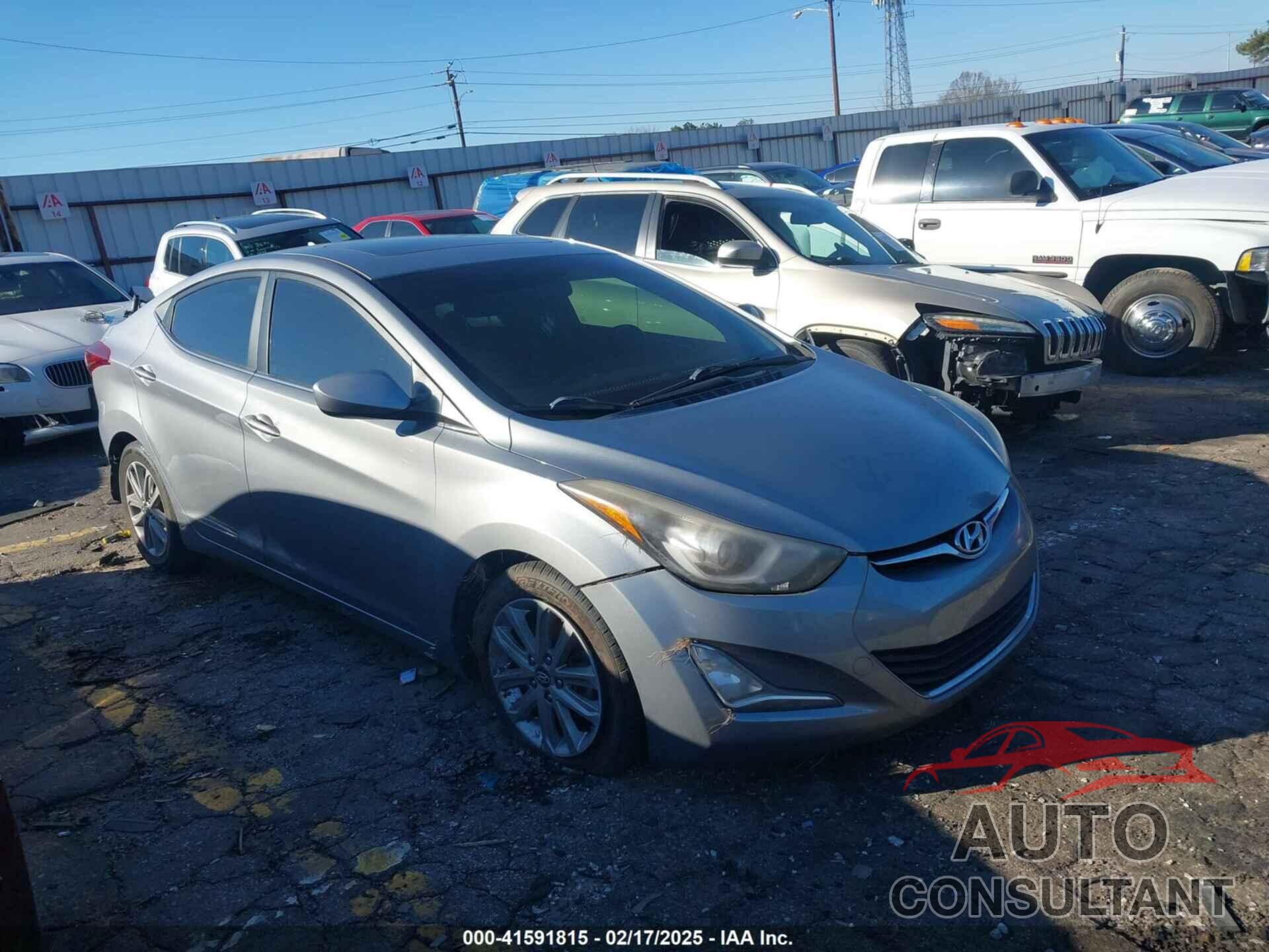 HYUNDAI ELANTRA 2015 - KMHDH4AE4FU224381