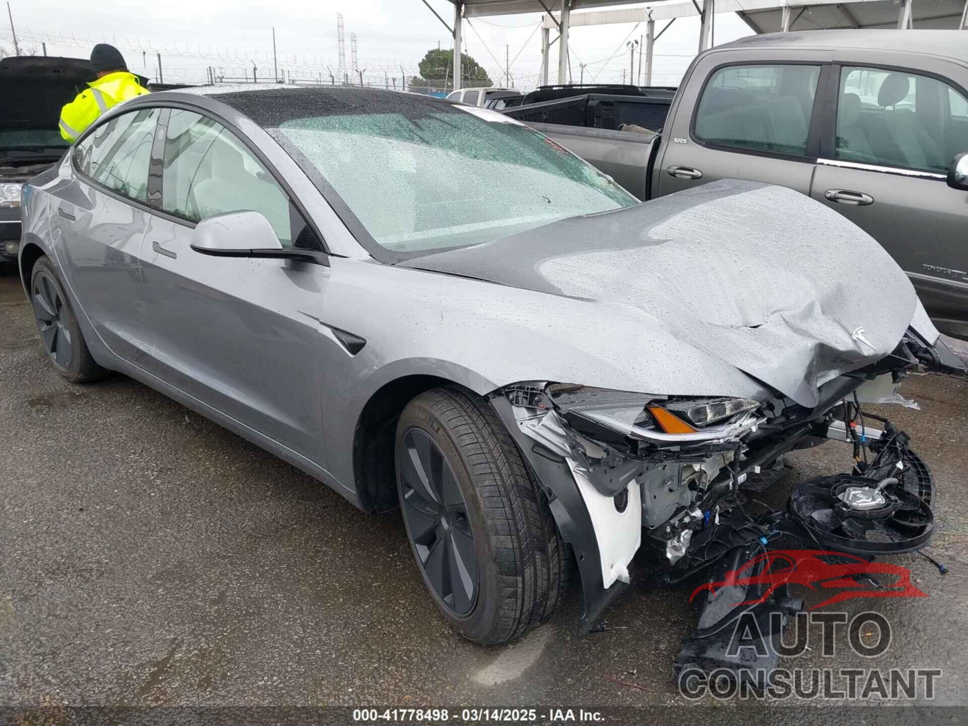 TESLA MODEL 3 2025 - 5YJ3E1EA2SF885408
