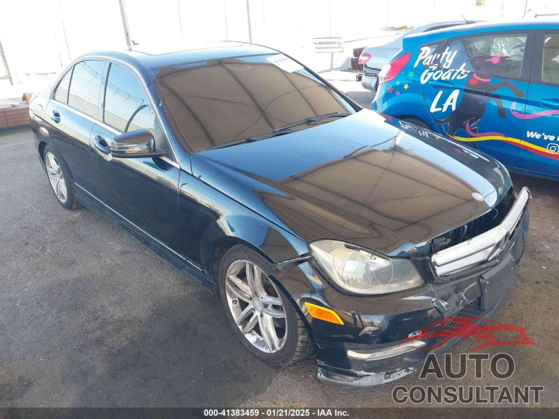 MERCEDES-BENZ C 300 2012 - WDDGF8BB4CR227644