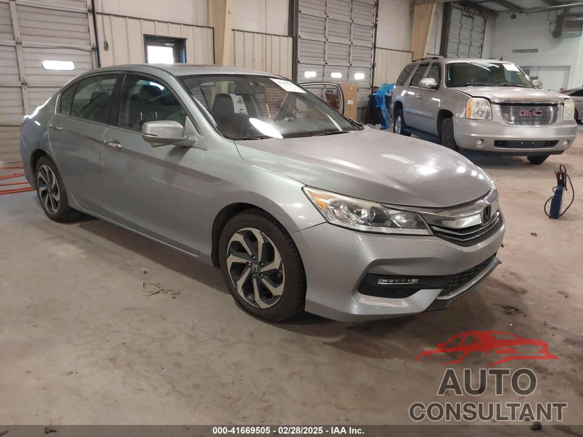 HONDA ACCORD 2017 - 1HGCR2F8XHA065053