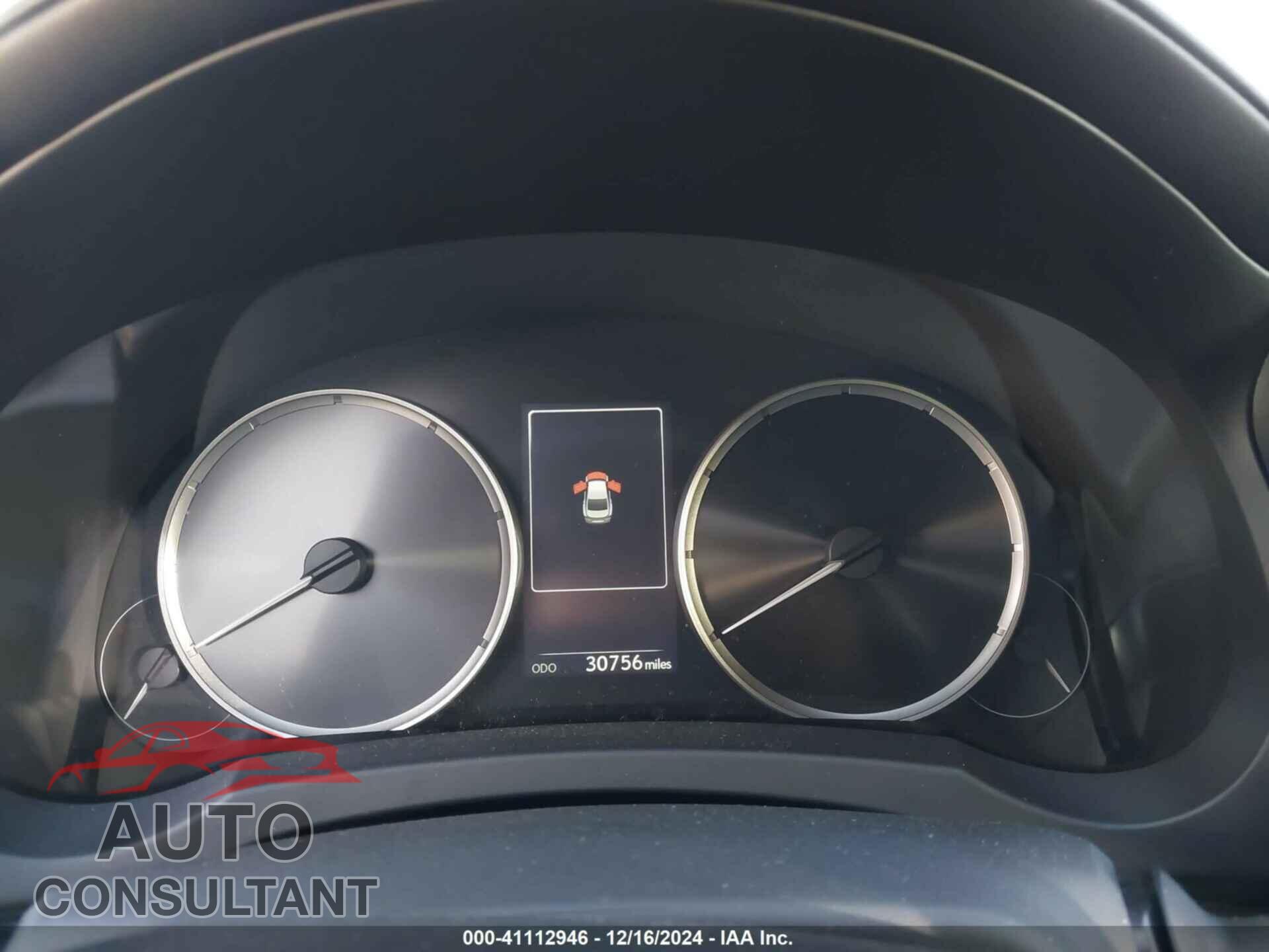 LEXUS IS 300 2021 - JTHAA1D25M5111881