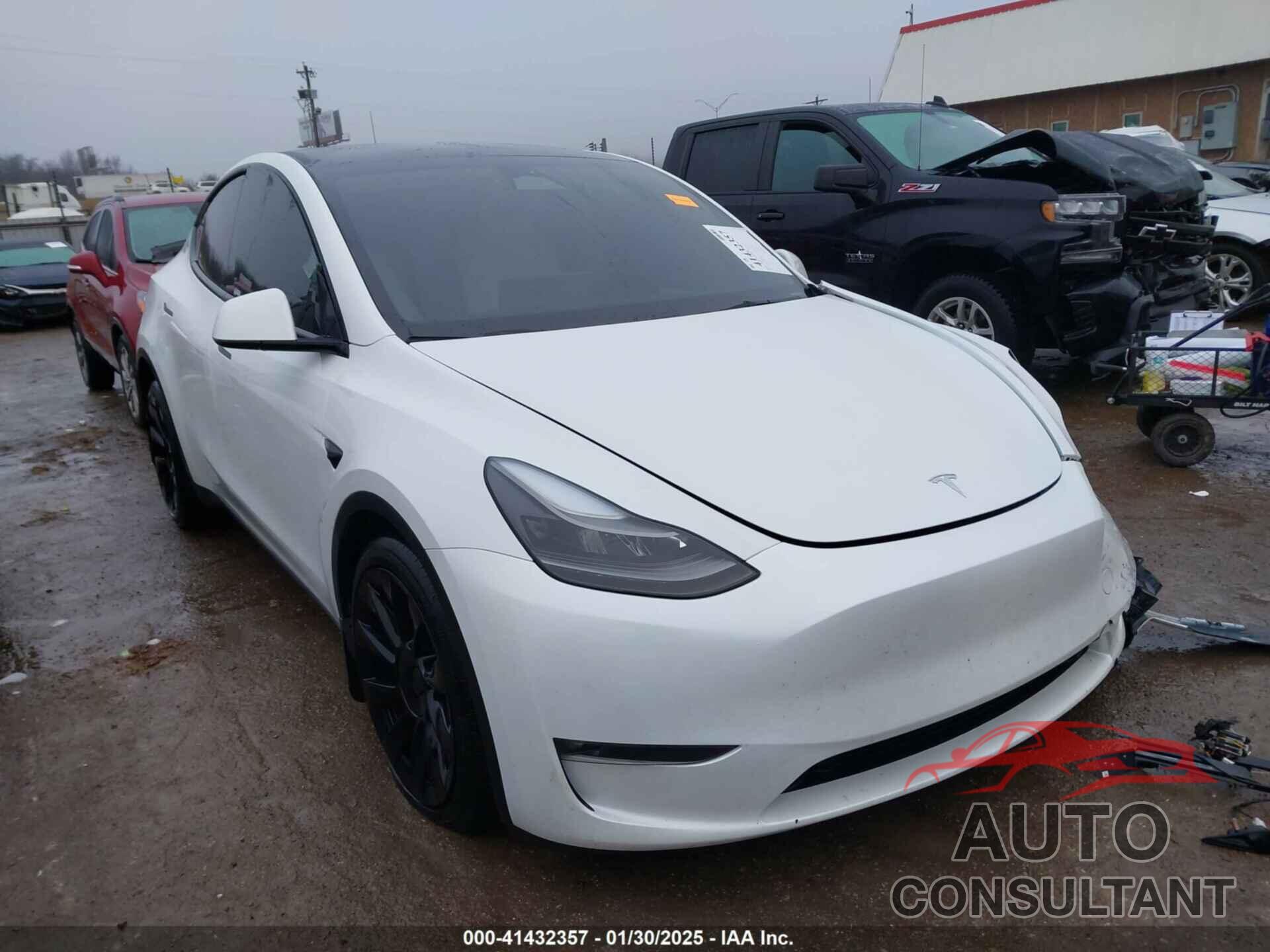 TESLA MODEL Y 2023 - 7SAYGDEE2PF708033