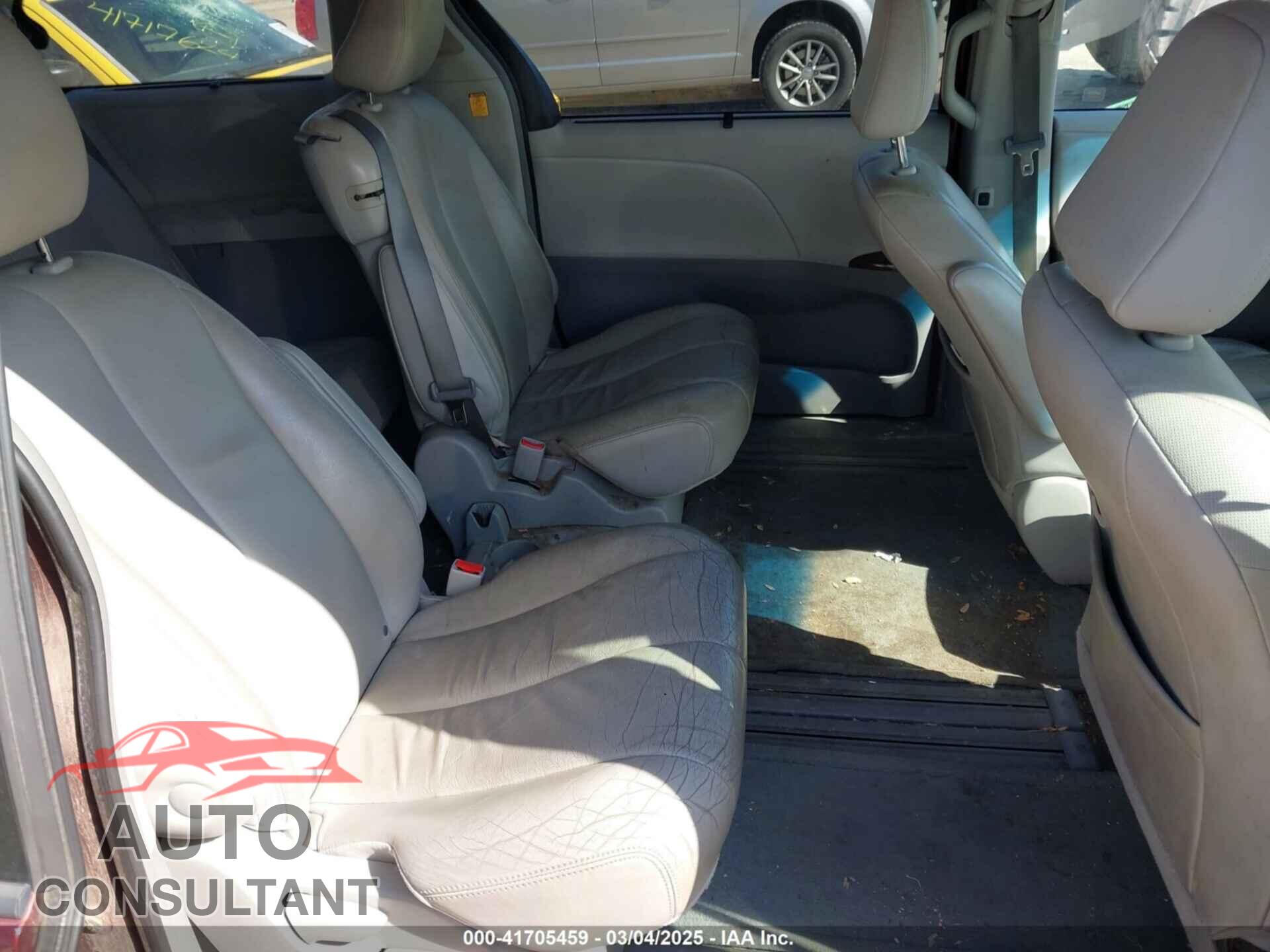 TOYOTA SIENNA 2013 - 5TDYK3DC8DS314887