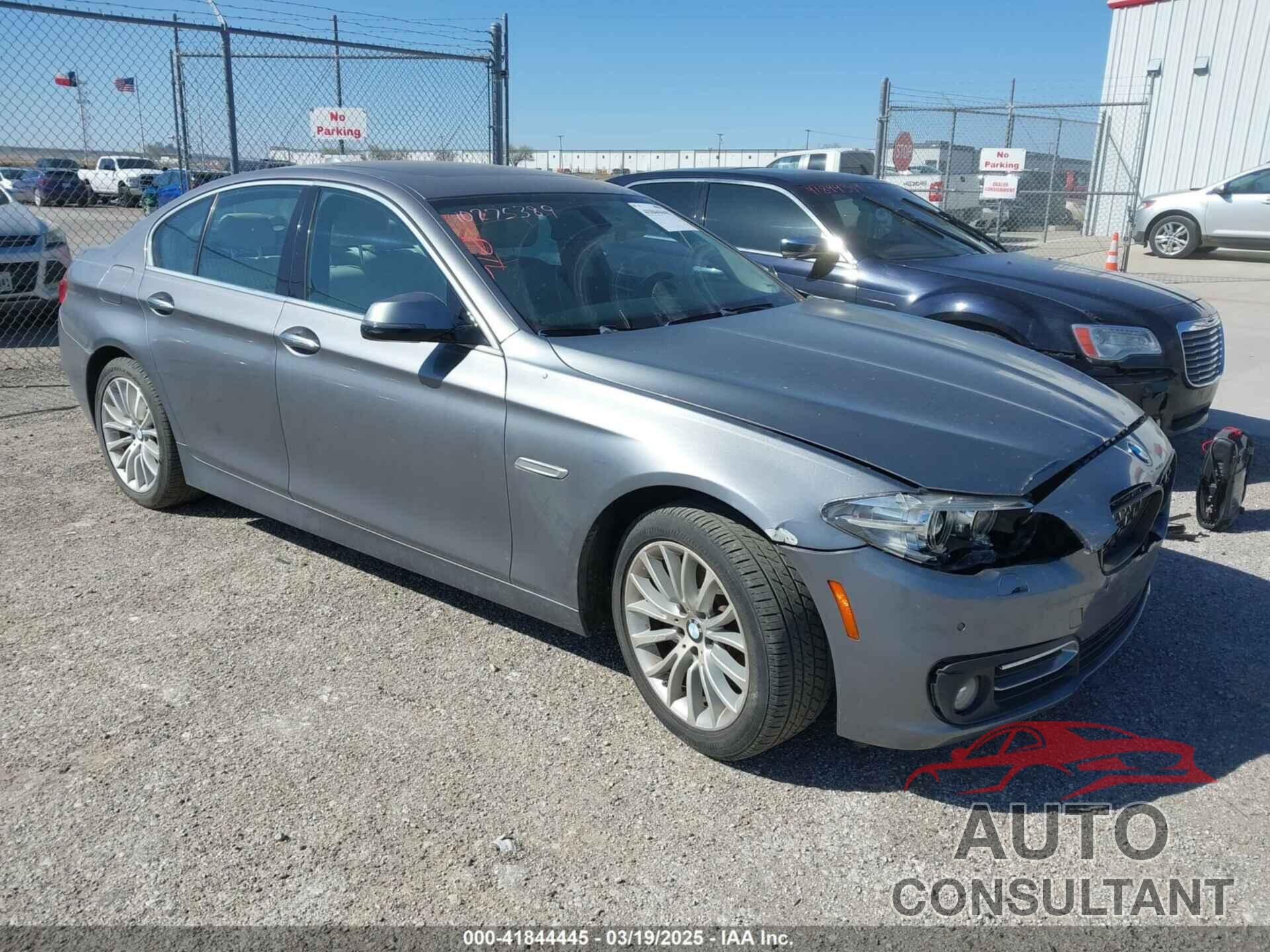BMW 528I 2015 - WBA5A5C5XFD518560