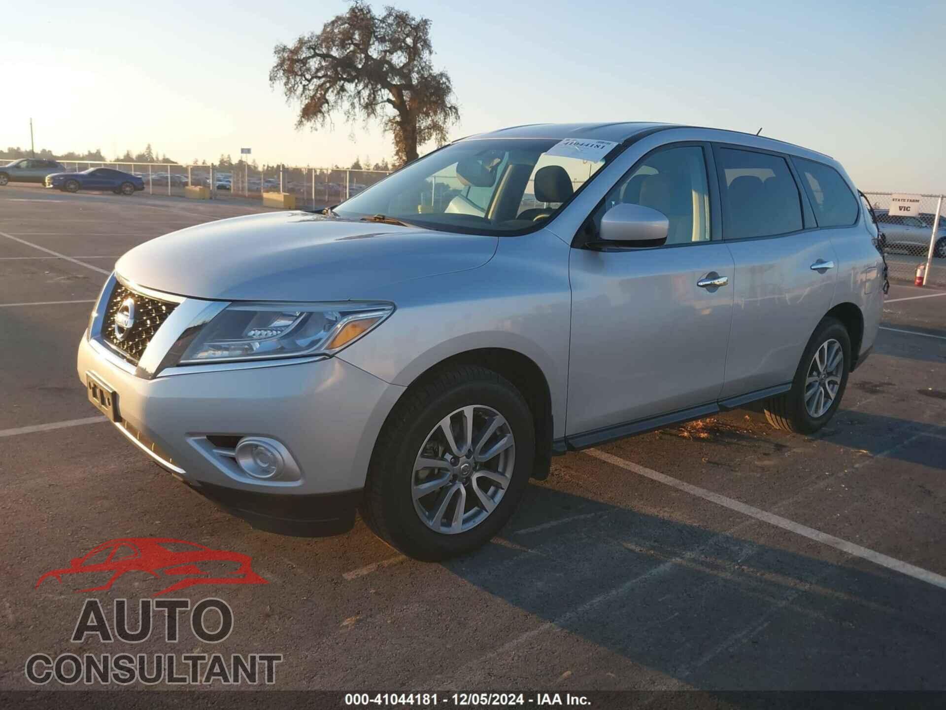 NISSAN PATHFINDER 2013 - 5N1AR2MN7DC649760