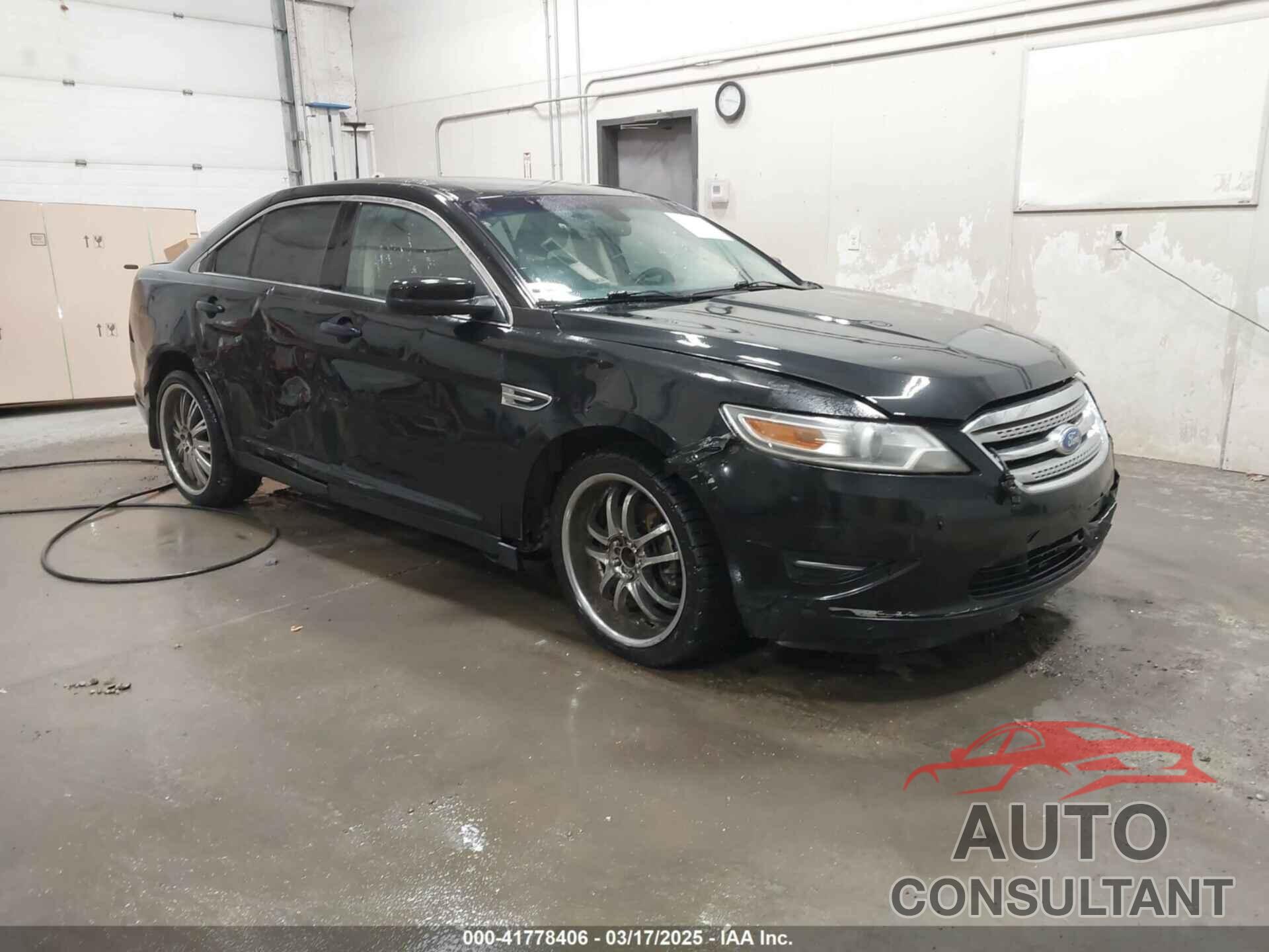 FORD TAURUS 2011 - 1FAHP2EW4BG160633