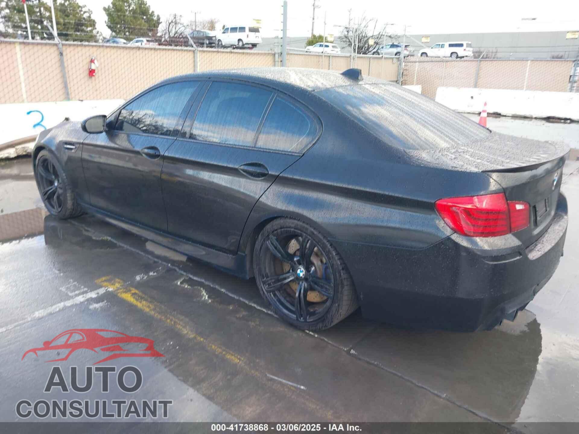 BMW M5 2015 - WBSFV9C5XFD595392
