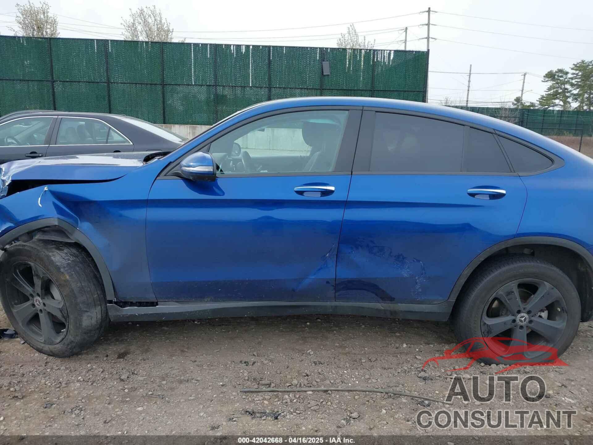 MERCEDES-BENZ GLC 300 2023 - W1N0J8EB8PG152804