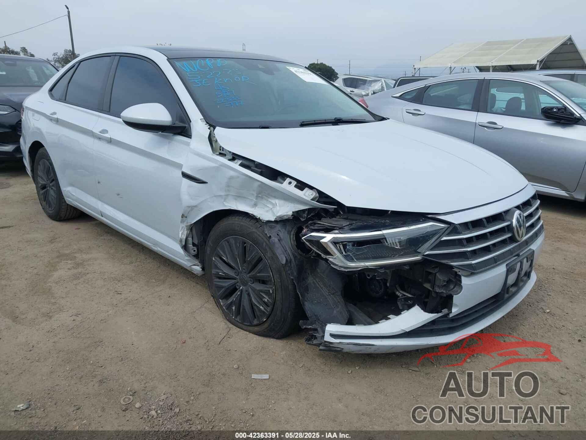 VOLKSWAGEN JETTA 2019 - 3VWE57BU7KM052772