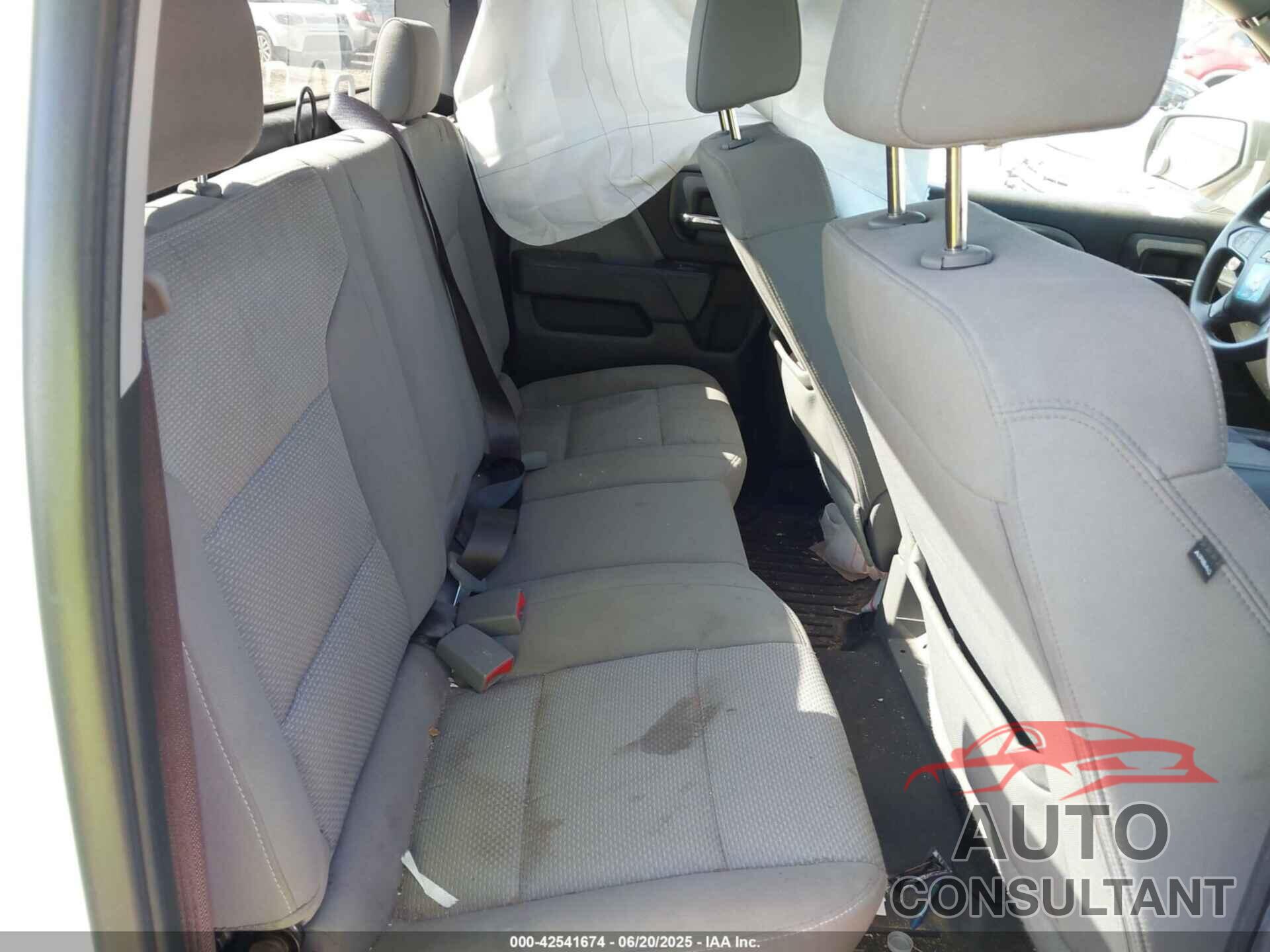 CHEVROLET SILVERADO 1500 2017 - 1GCRCNEH1HZ318906