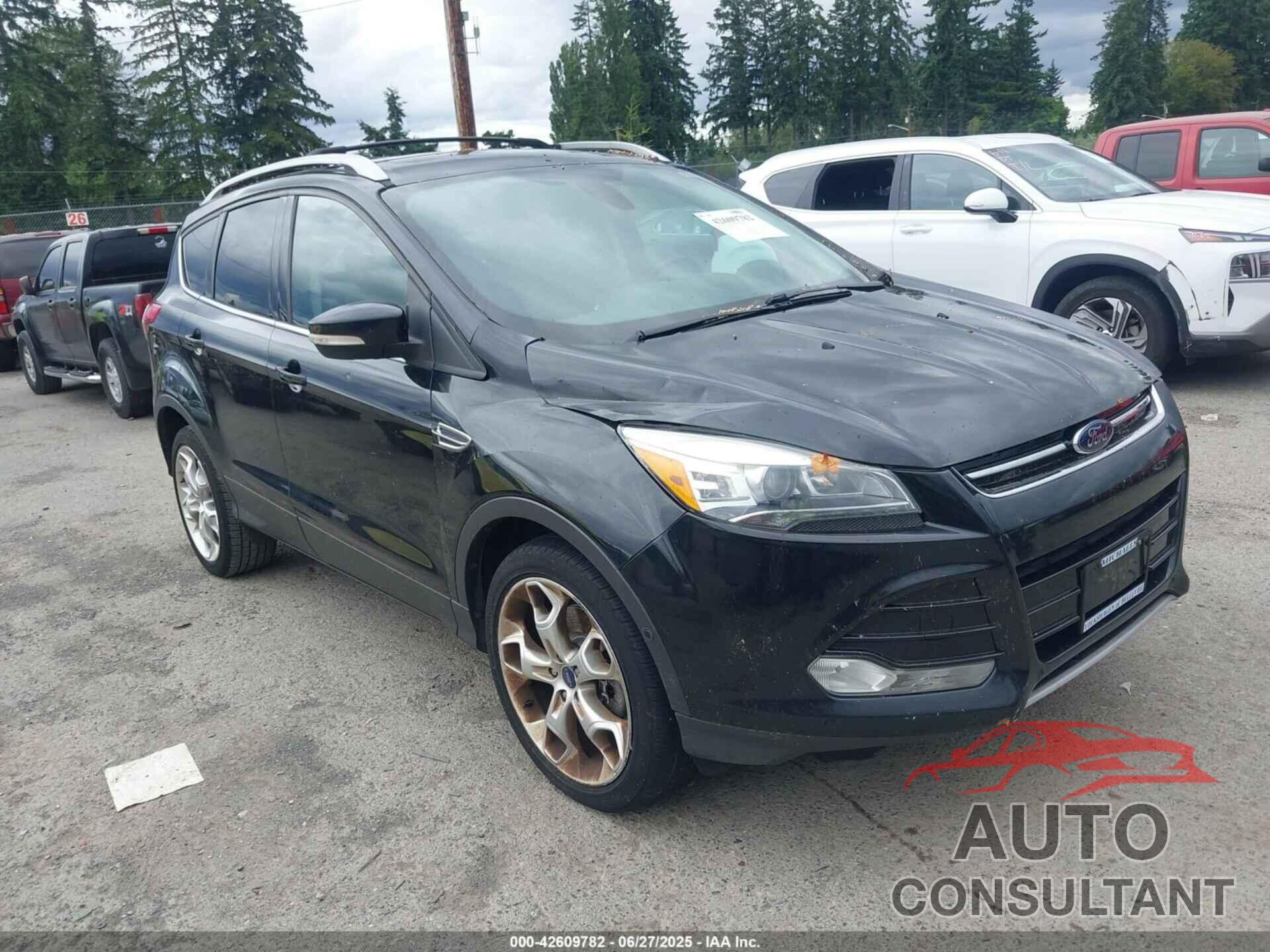 FORD ESCAPE 2013 - 1FMCU9J98DUB02238