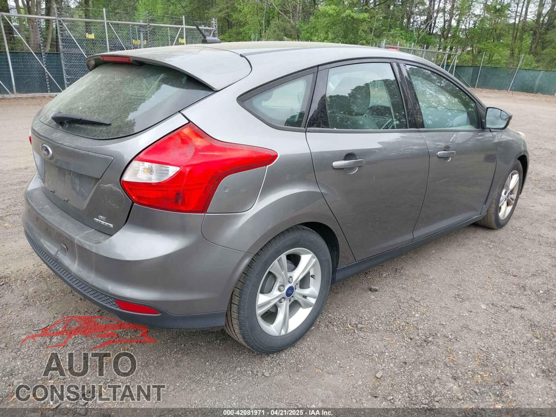 FORD FOCUS 2014 - 1FADP3K28EL280100