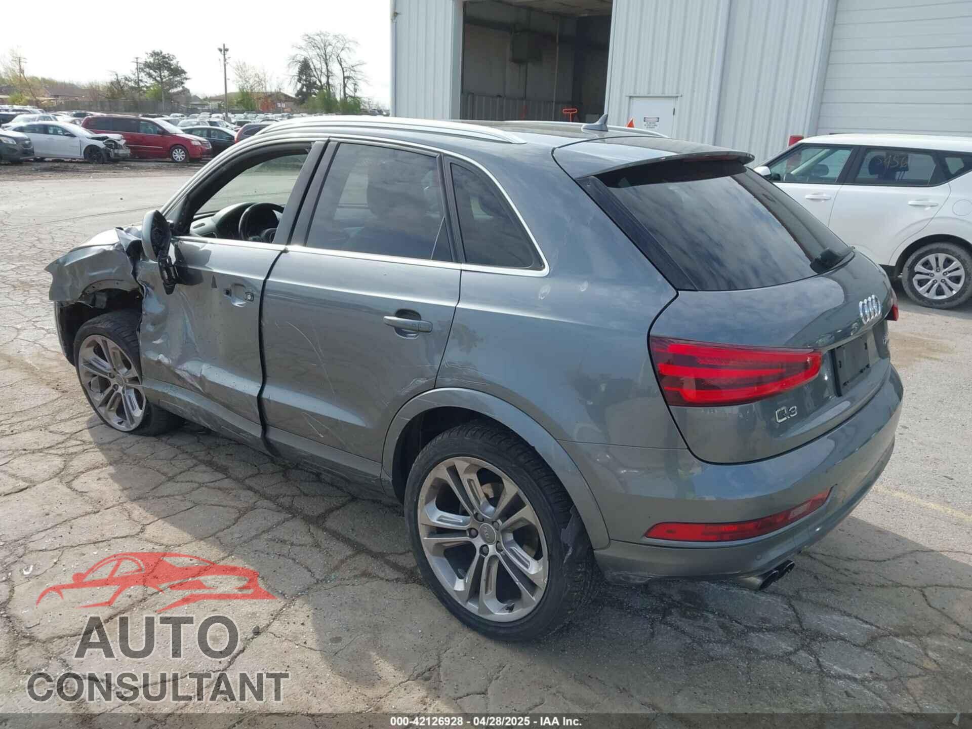 AUDI Q3 2015 - WA1GFCFS9FR007776