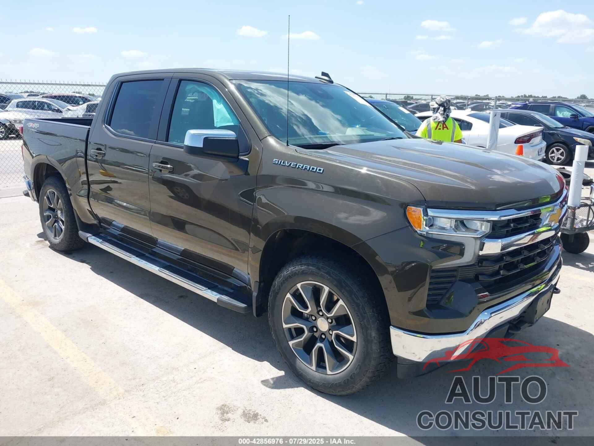 CHEVROLET SILVERADO 1500 2023 - 1GCPDDEK0PZ195771