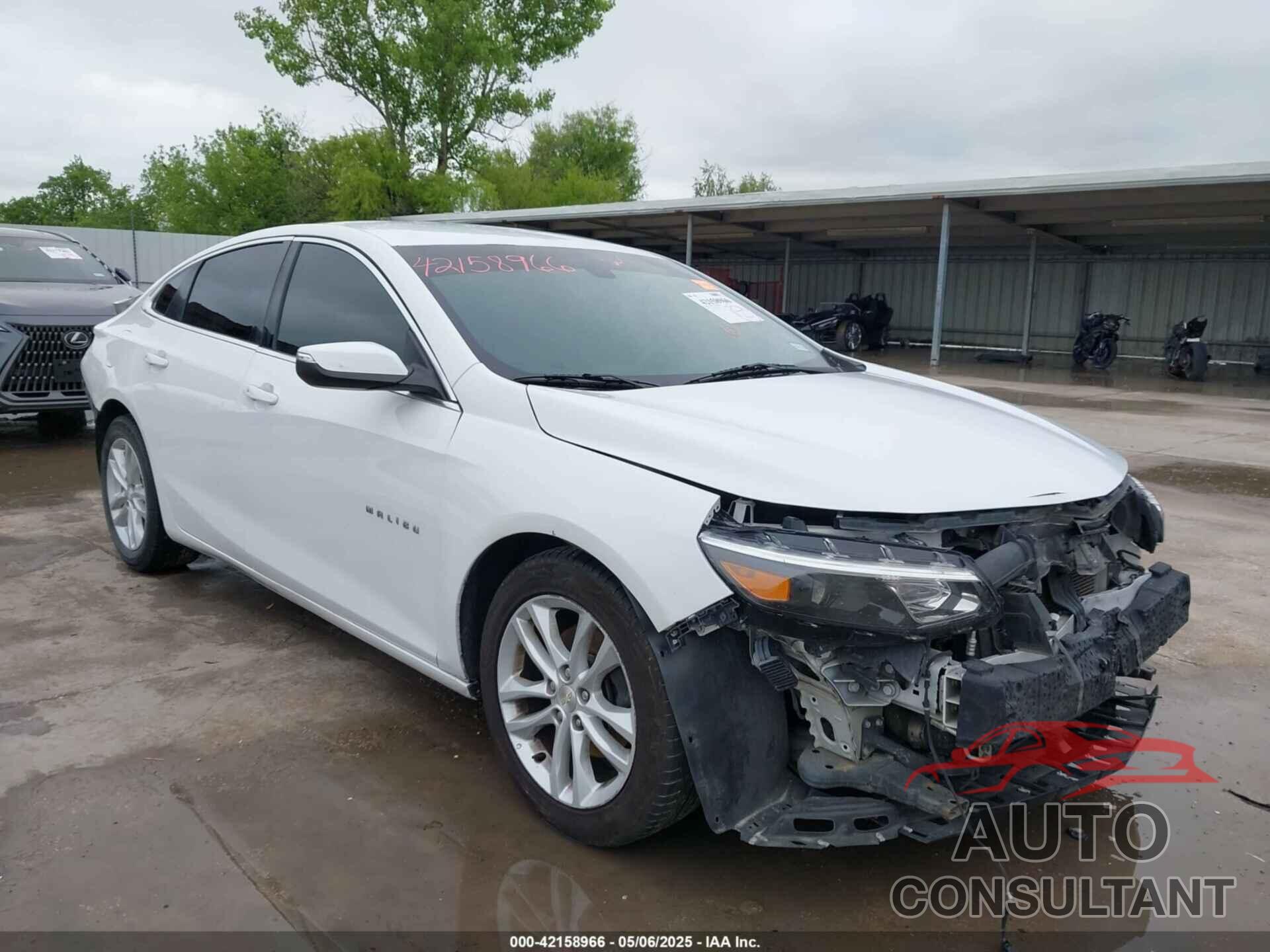 CHEVROLET MALIBU 2017 - 1G1ZE5ST9HF141616