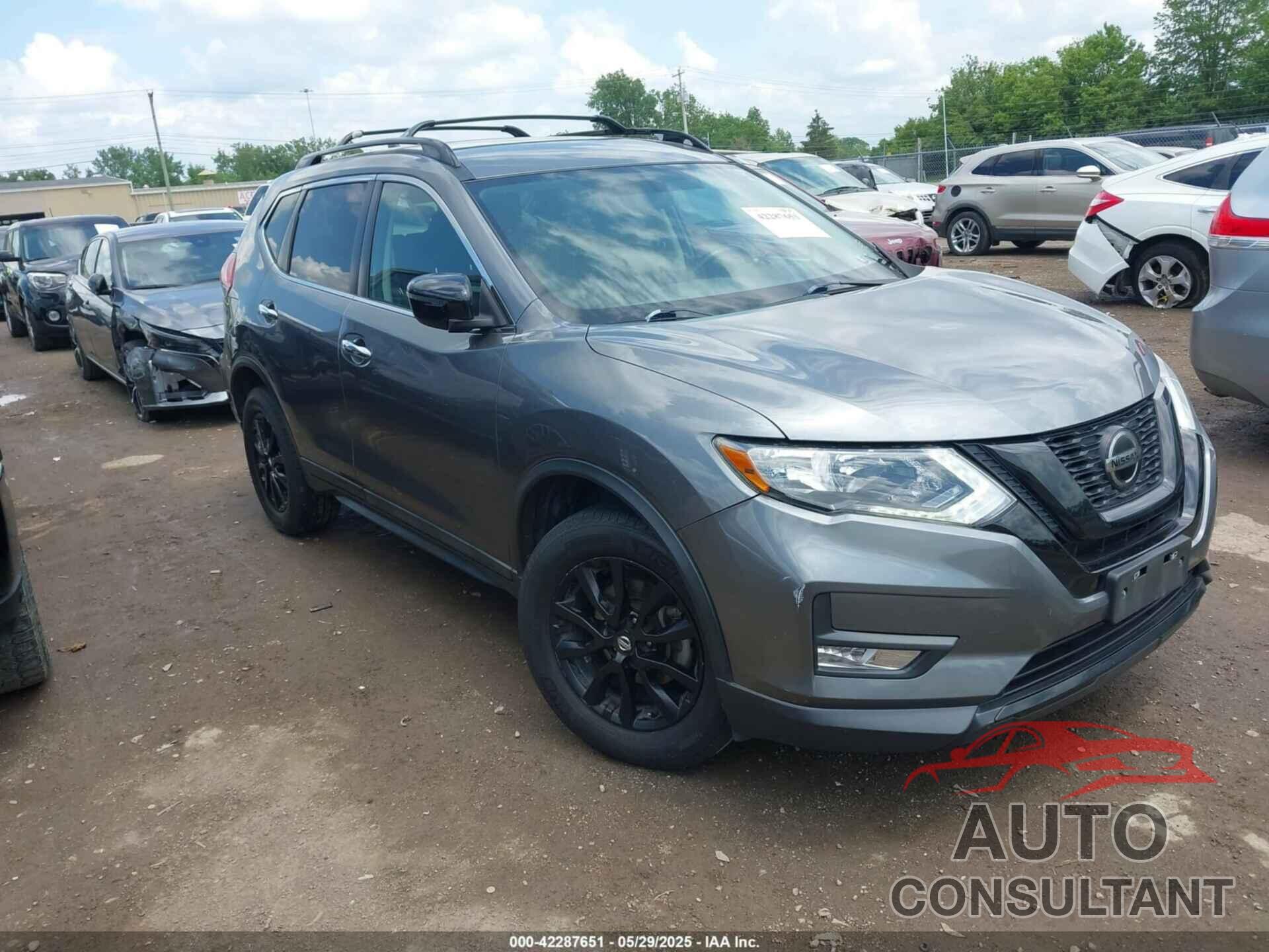 NISSAN ROGUE 2018 - 5N1AT2MV3JC720403