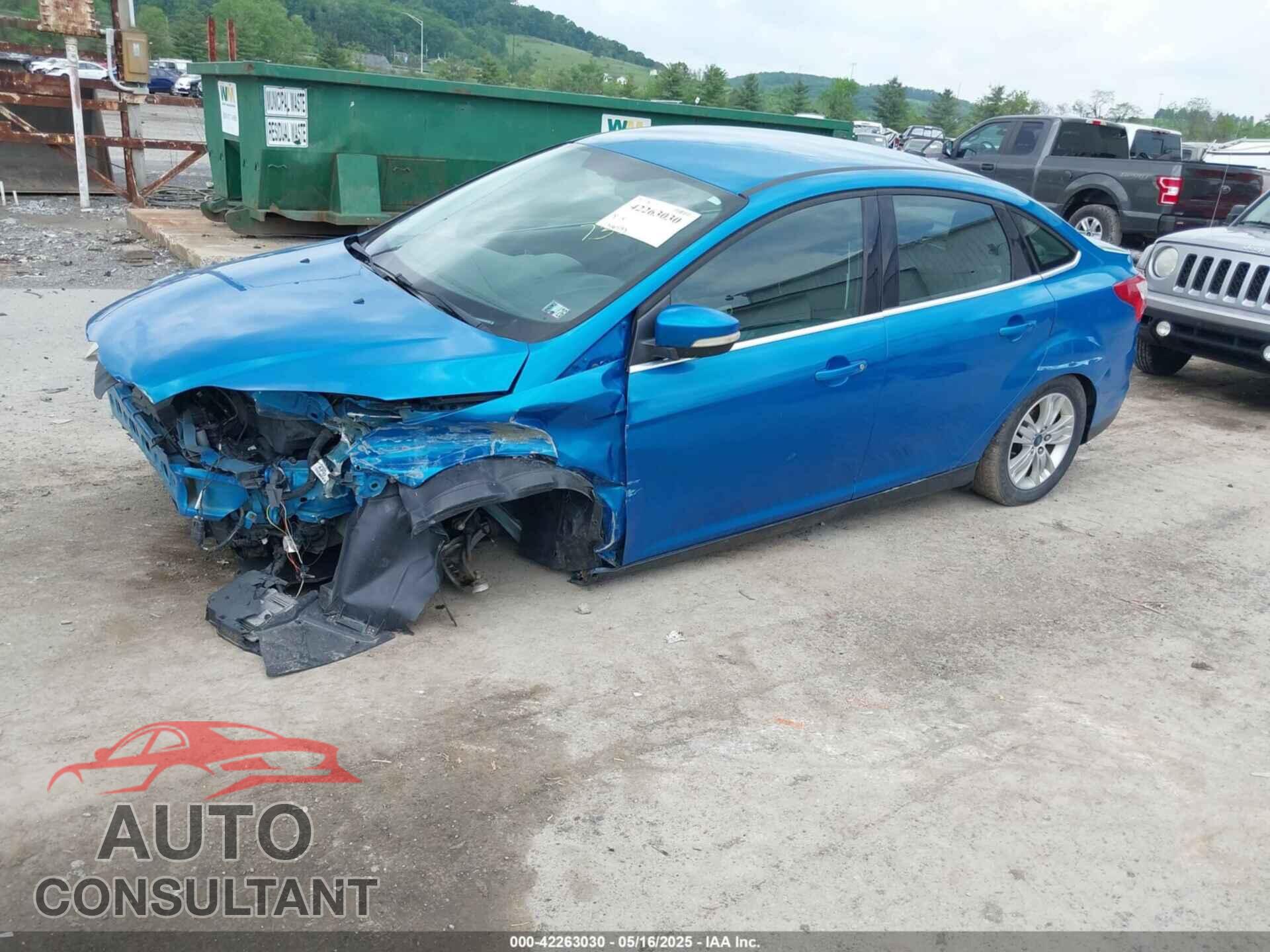 FORD FOCUS 2012 - 1FAHP3H29CL397352