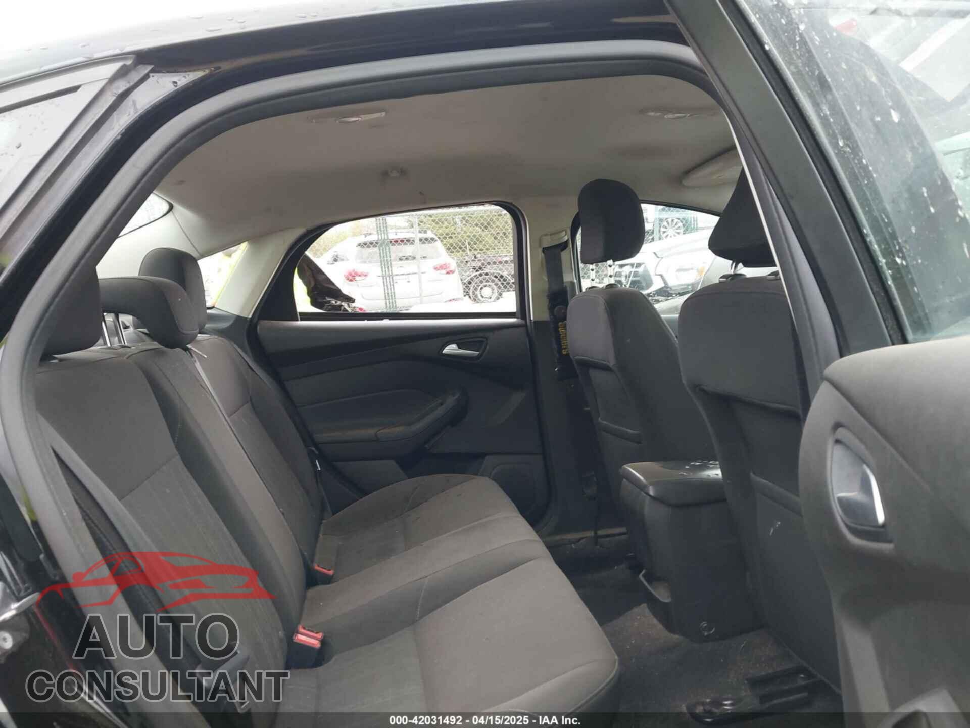 FORD FOCUS 2016 - 1FADP3F26GL280805