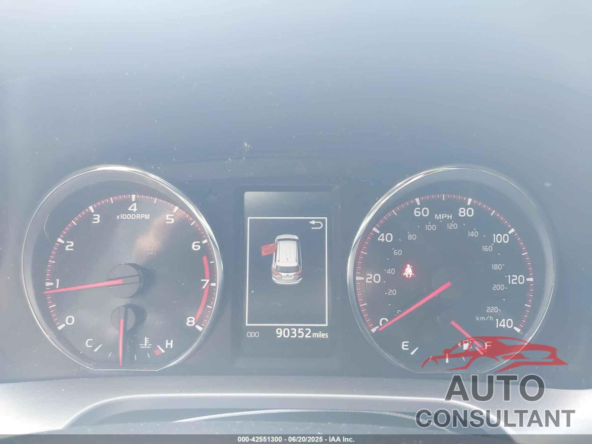 TOYOTA RAV4 2016 - JTMJFREV2GJ089599