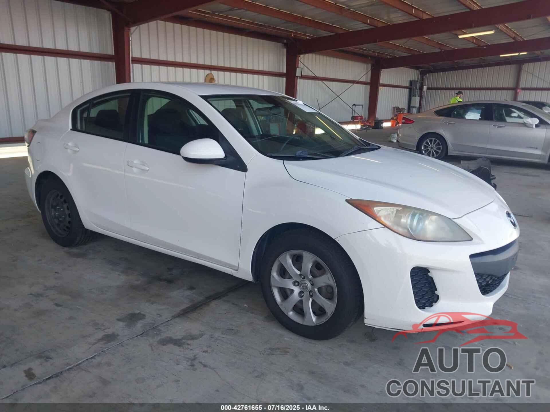MAZDA MAZDA3 2013 - JM1BL1UP8D1757337