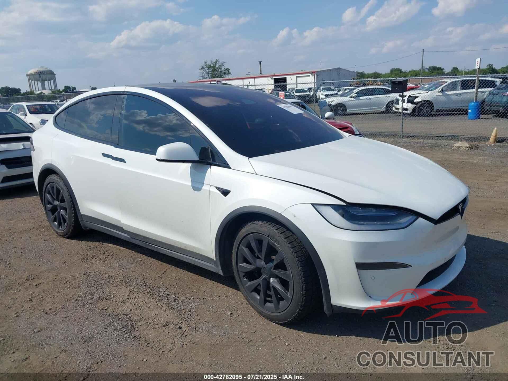TESLA MODEL X 2022 - 7SAXCBE6XNF354943