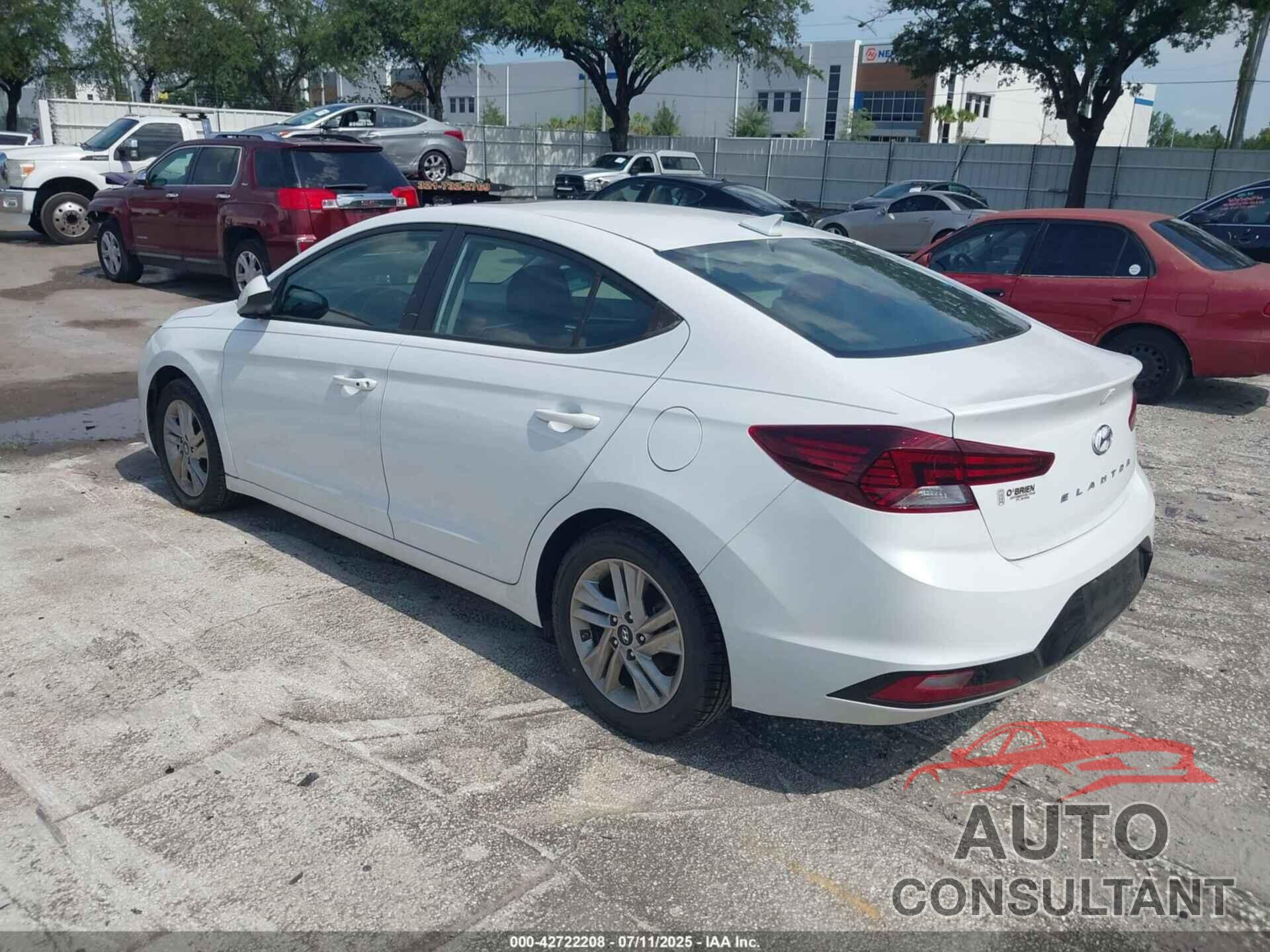 HYUNDAI ELANTRA 2020 - 5NPD84LF7LH554130