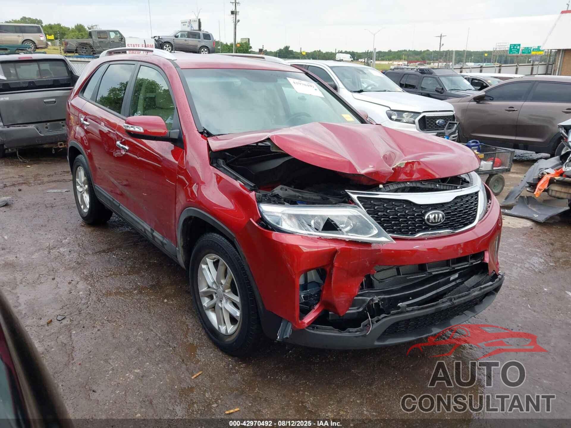 KIA SORENTO 2015 - 5XYKT4A61FG635810