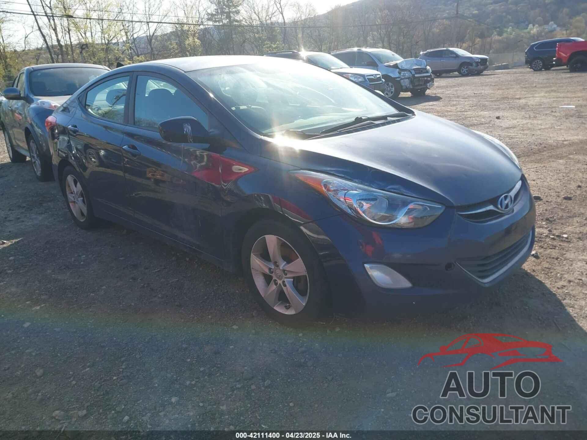 HYUNDAI ELANTRA 2013 - 5NPDH4AE7DH445551