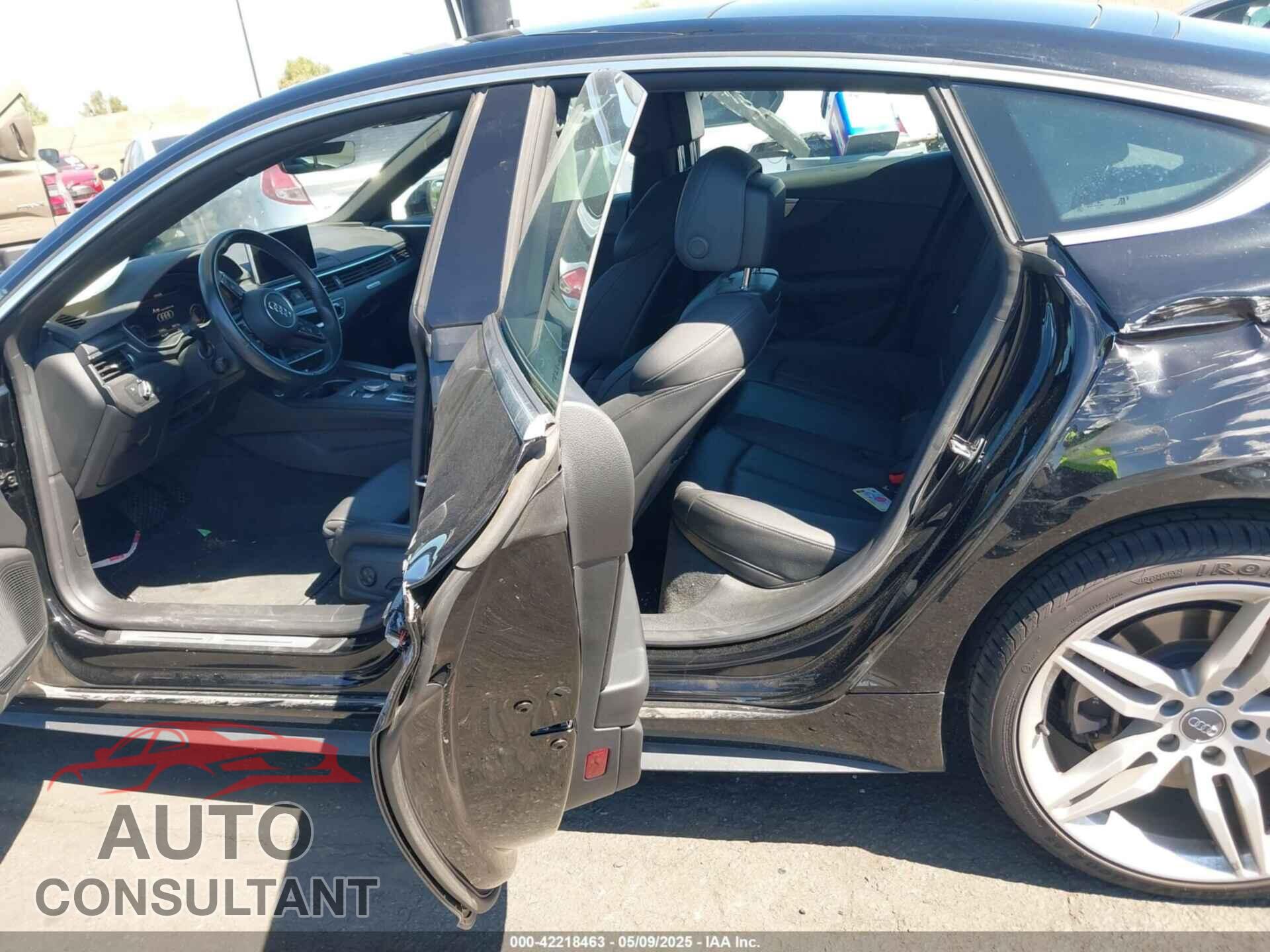 AUDI A5 2018 - WAUENCF55JA009202