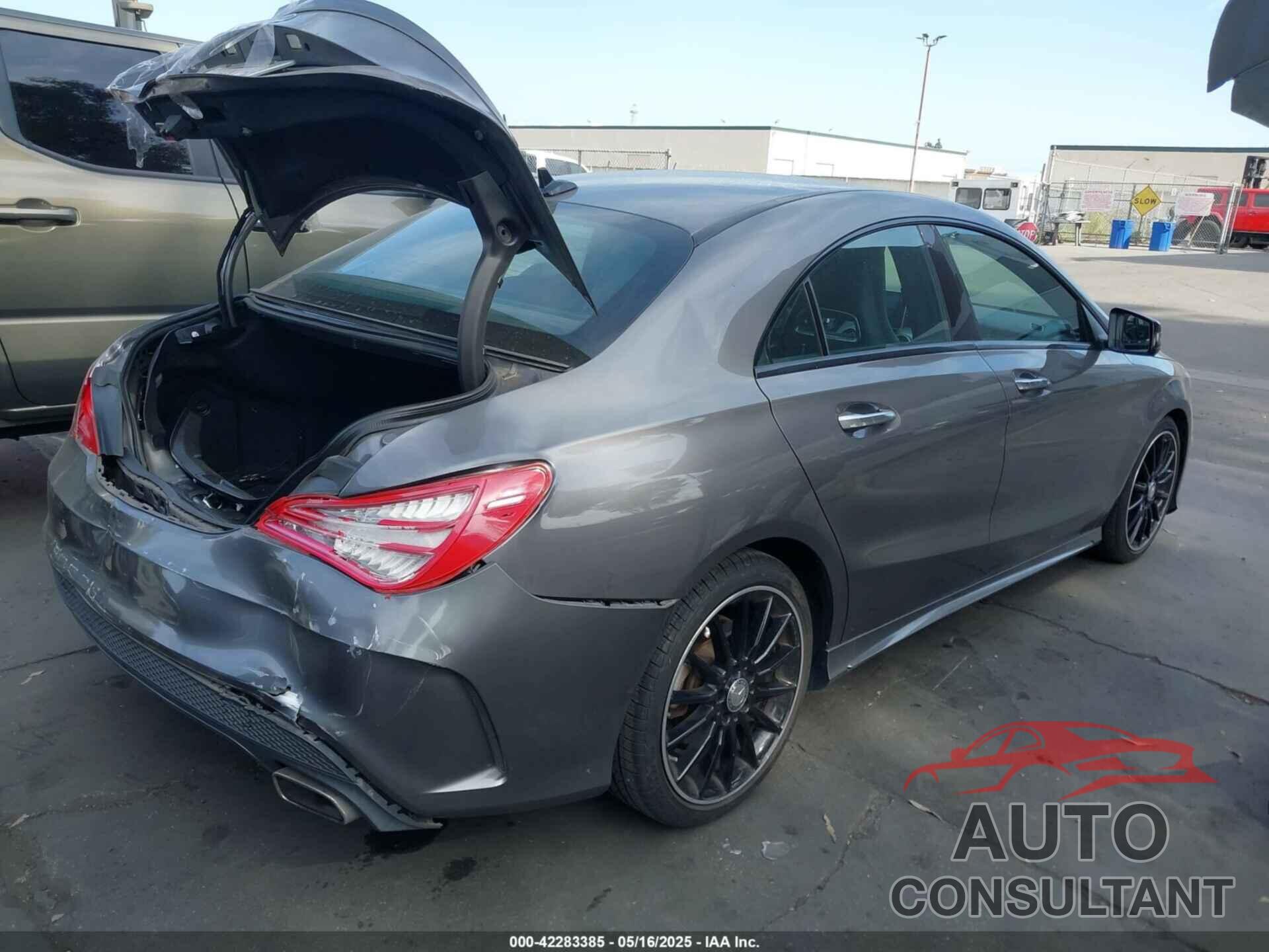 MERCEDES-BENZ CLA 250 2016 - WDDSJ4EBXGN317116