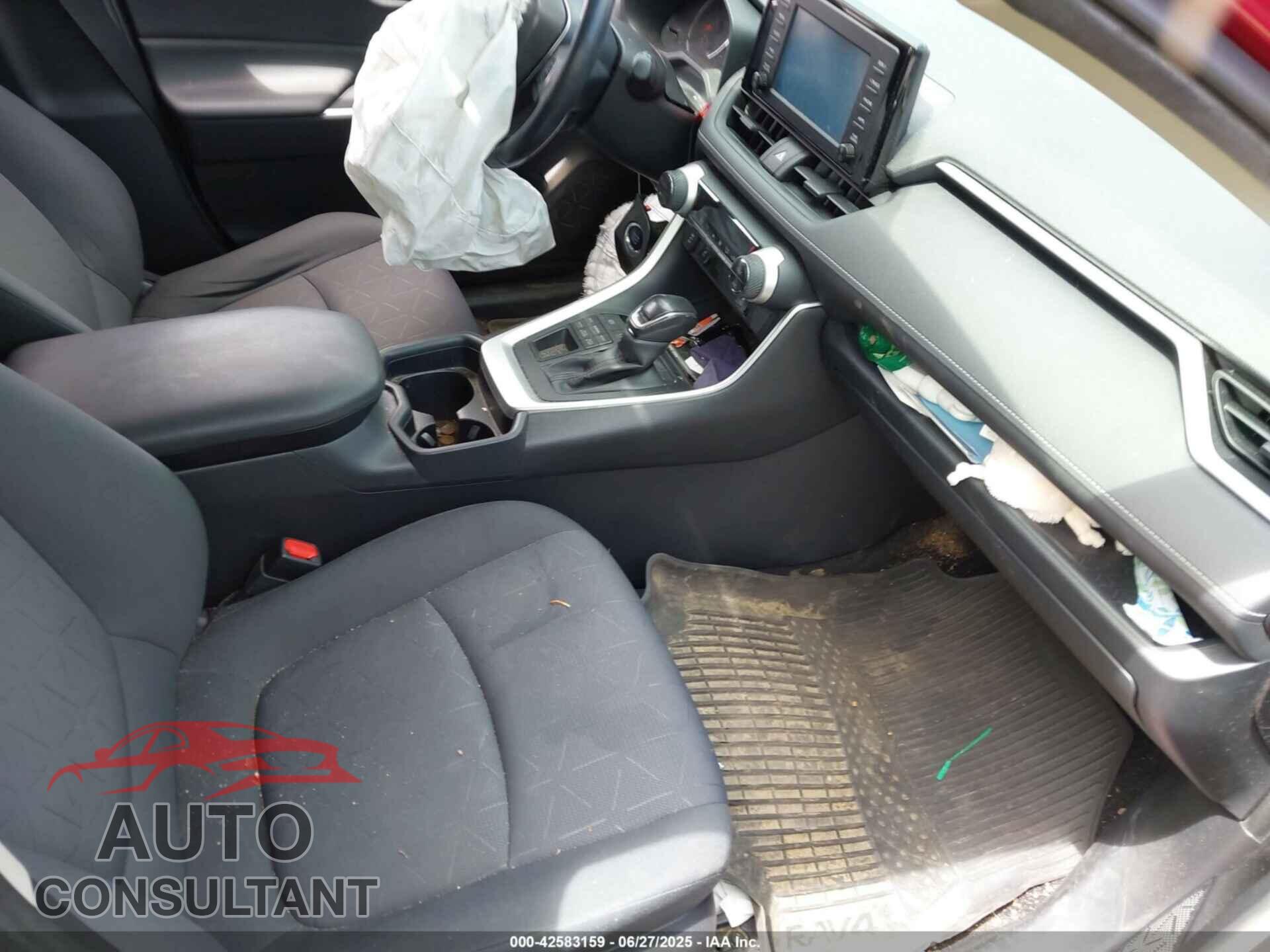TOYOTA RAV4 2019 - JTMP1RFV1KD021339