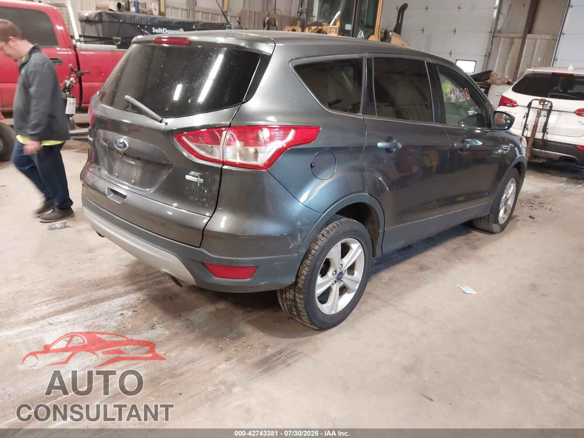 FORD ESCAPE 2016 - 1FMCU9GX8GUB16683