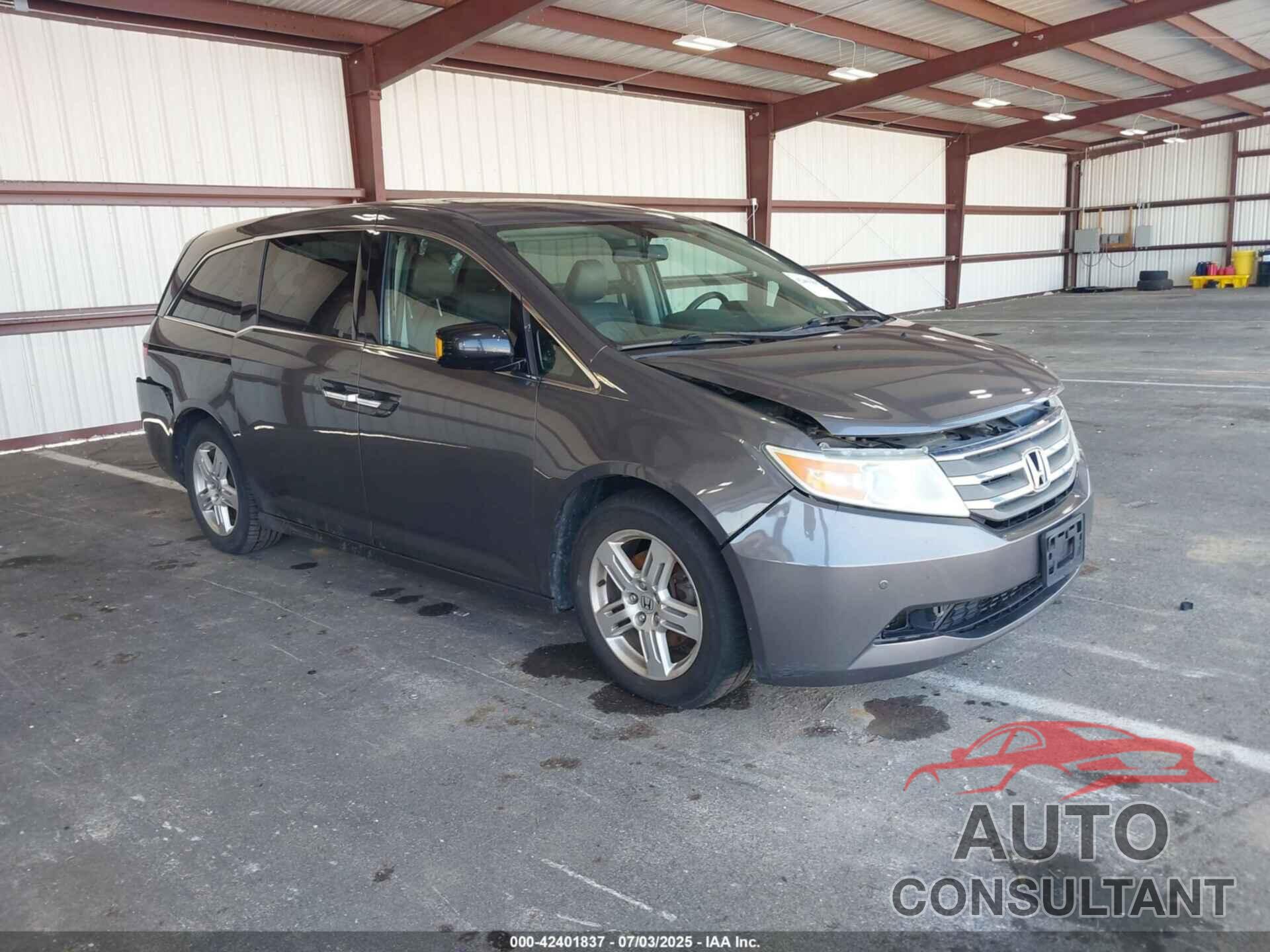 HONDA ODYSSEY 2013 - 5FNRL5H92DB083632