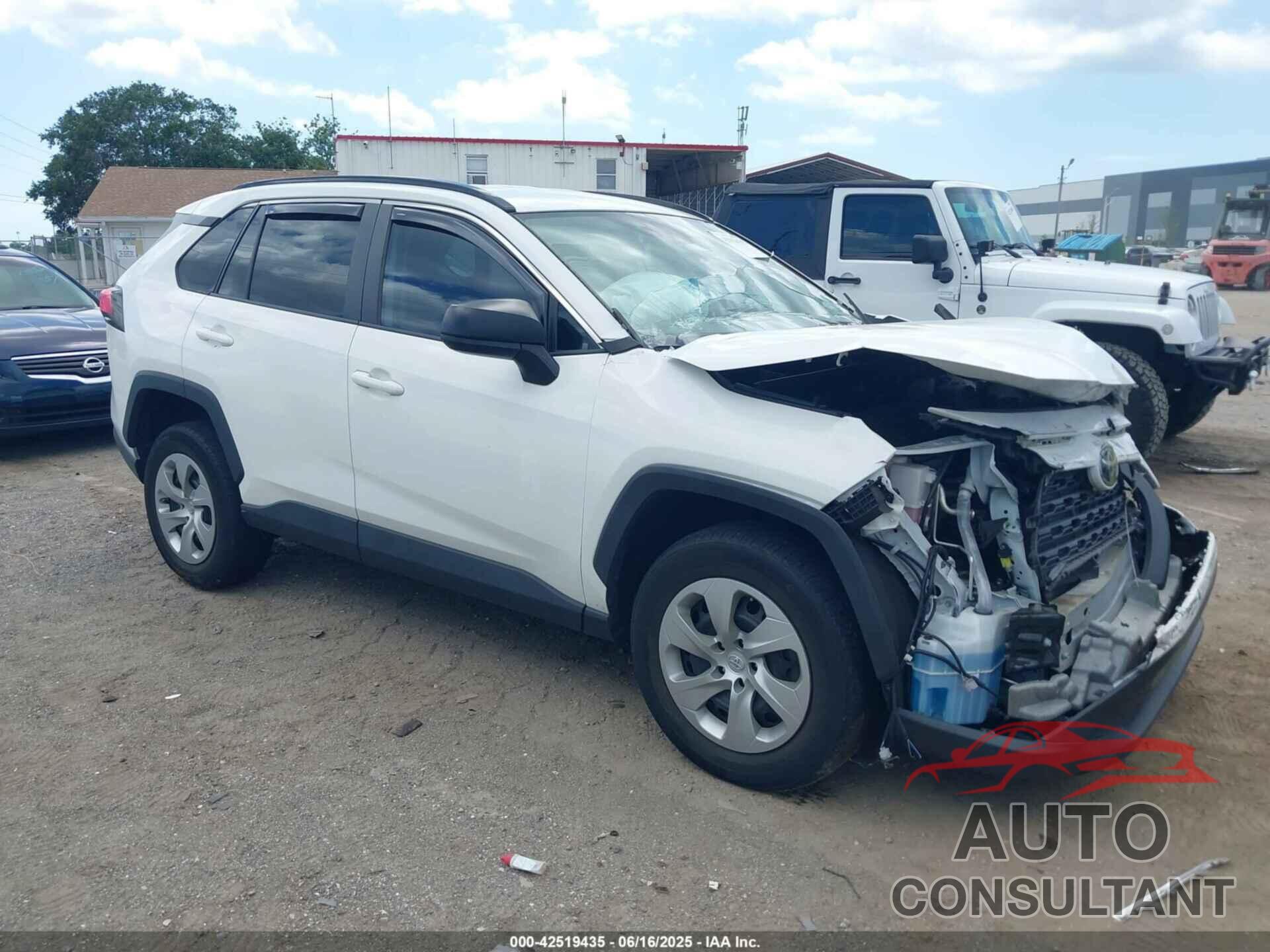 TOYOTA RAV4 2021 - 2T3H1RFV8MW182801
