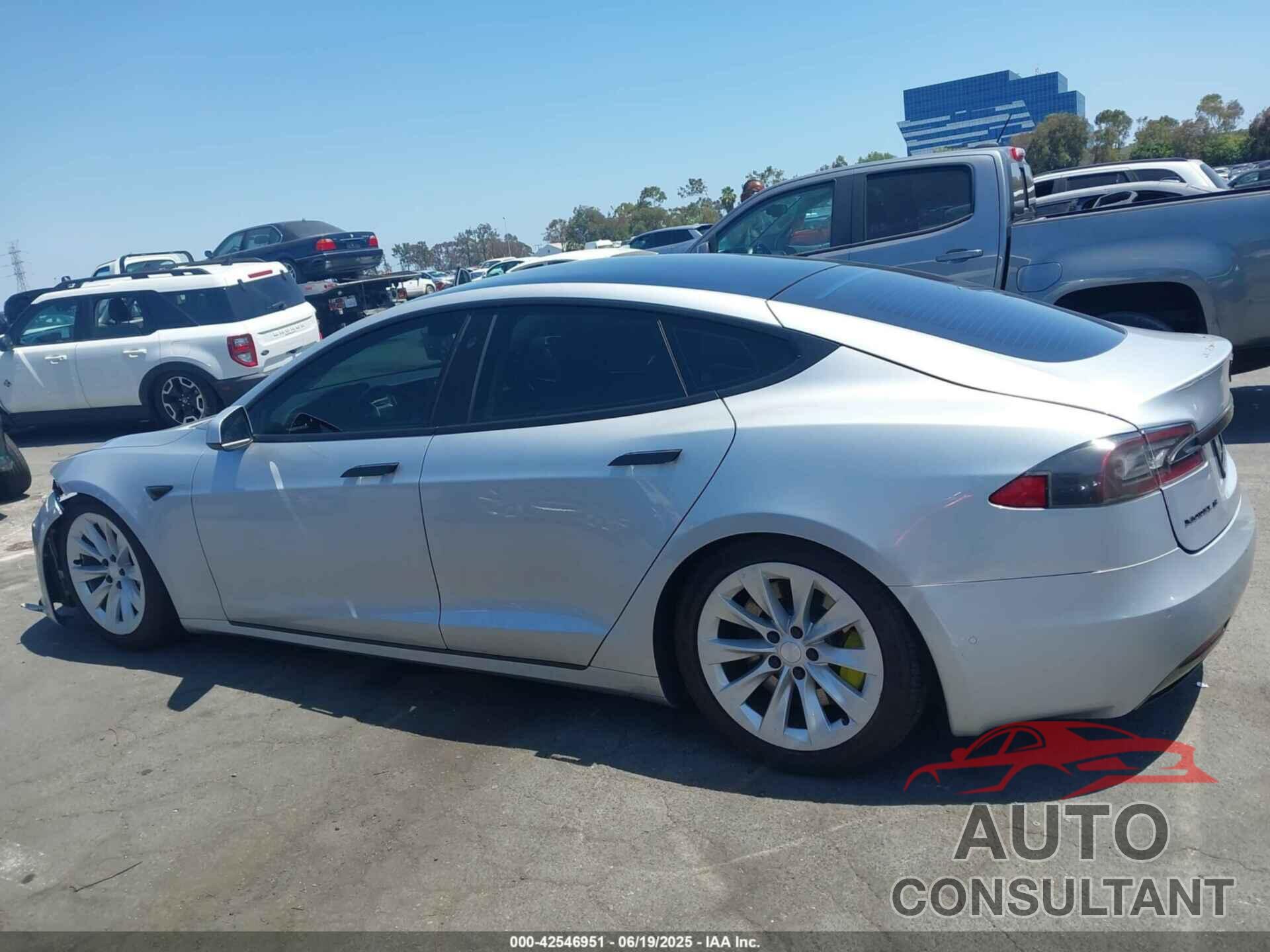 TESLA MODEL S 2016 - 5YJSA1E18GF175976