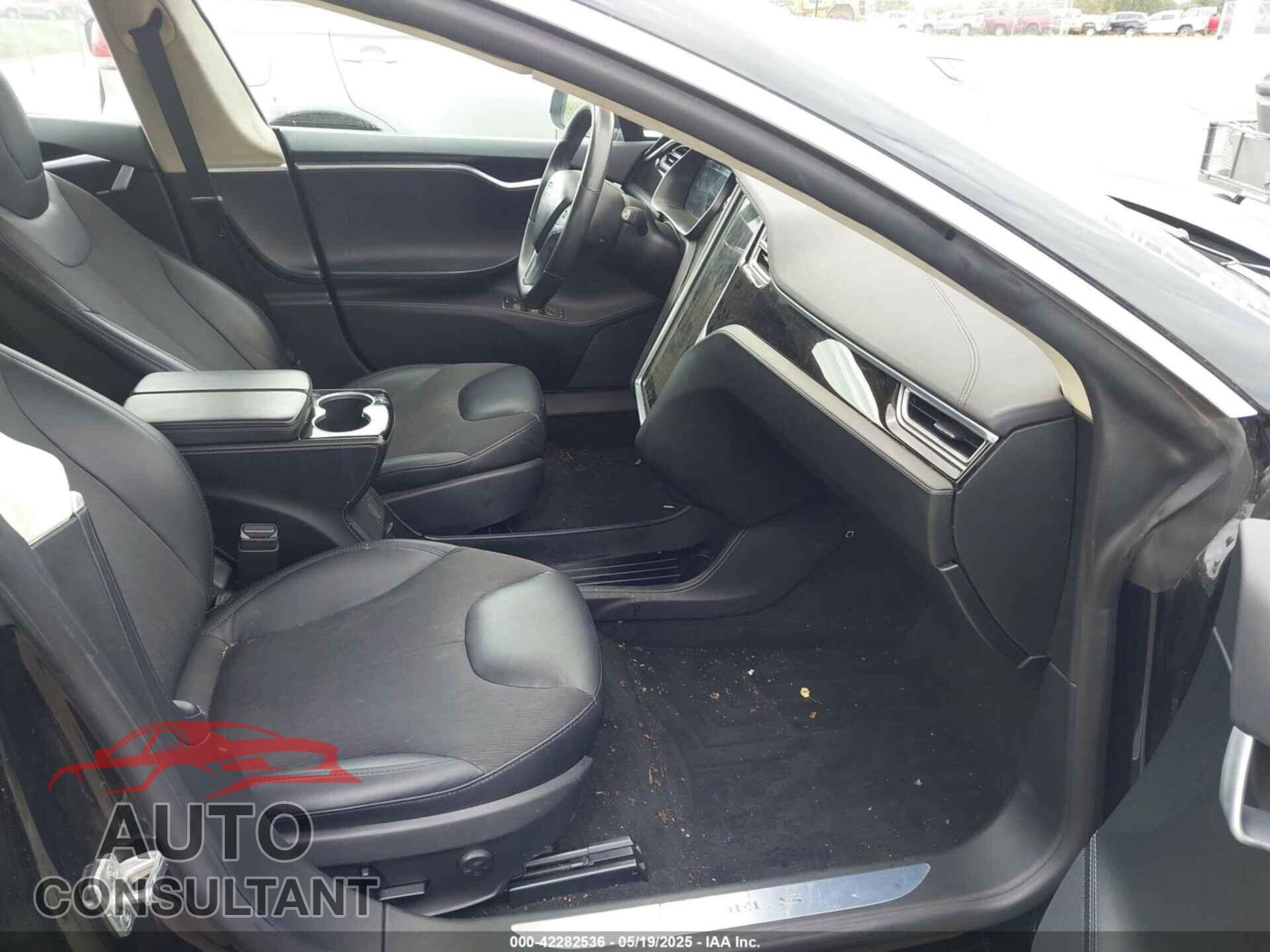 TESLA MODEL S 2016 - 5YJSA1E27GF129855