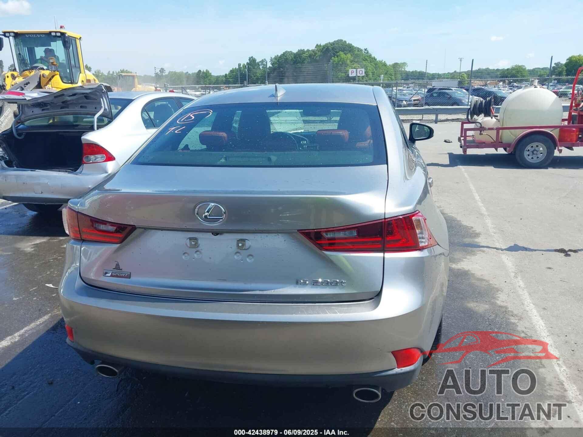 LEXUS IS 200T 2016 - JTHBA1D21G5009597