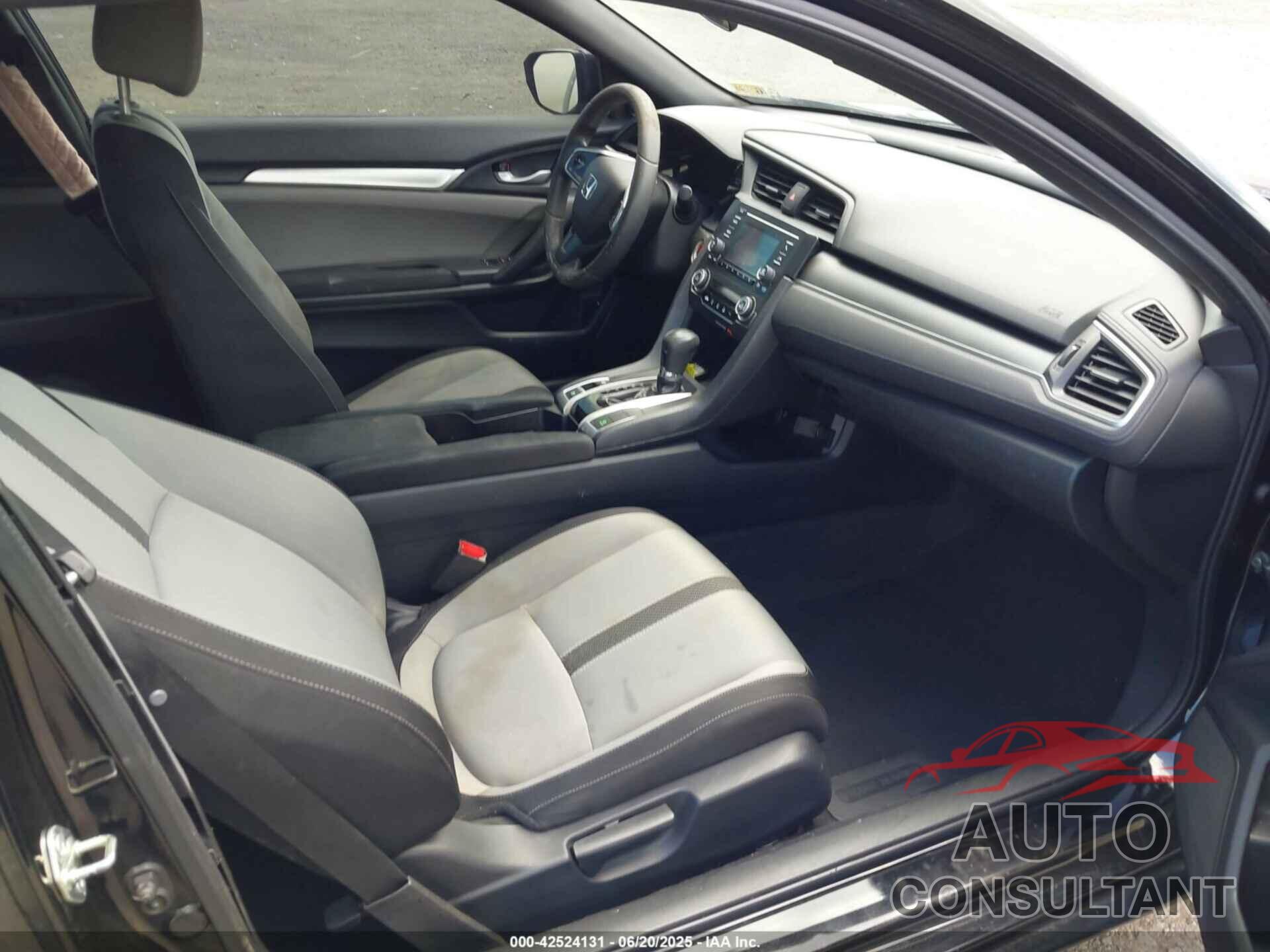 HONDA CIVIC 2017 - 2HGFC4B01HH304596
