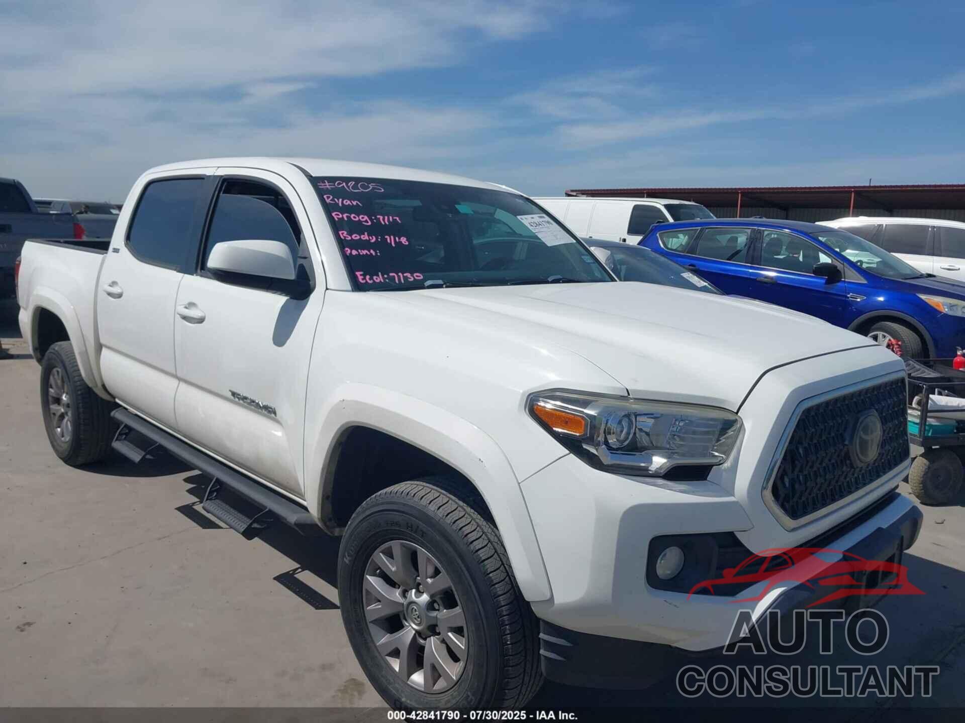 TOYOTA TACOMA 2018 - 5TFAZ5CN5JX063280