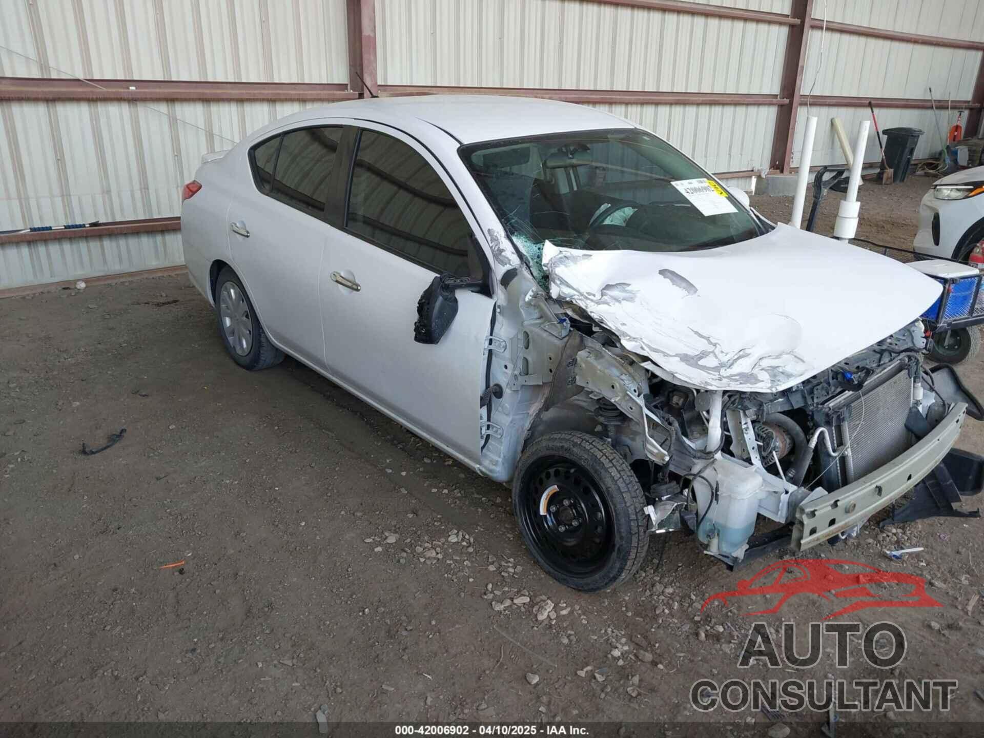 NISSAN VERSA 2019 - 3N1CN7APXKL877848