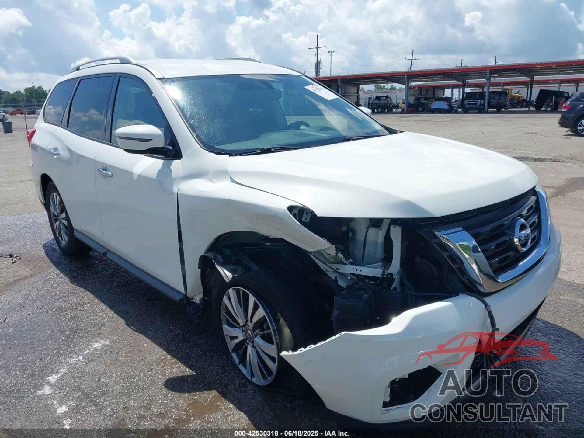 NISSAN PATHFINDER 2019 - 5N1DR2MN6KC628621