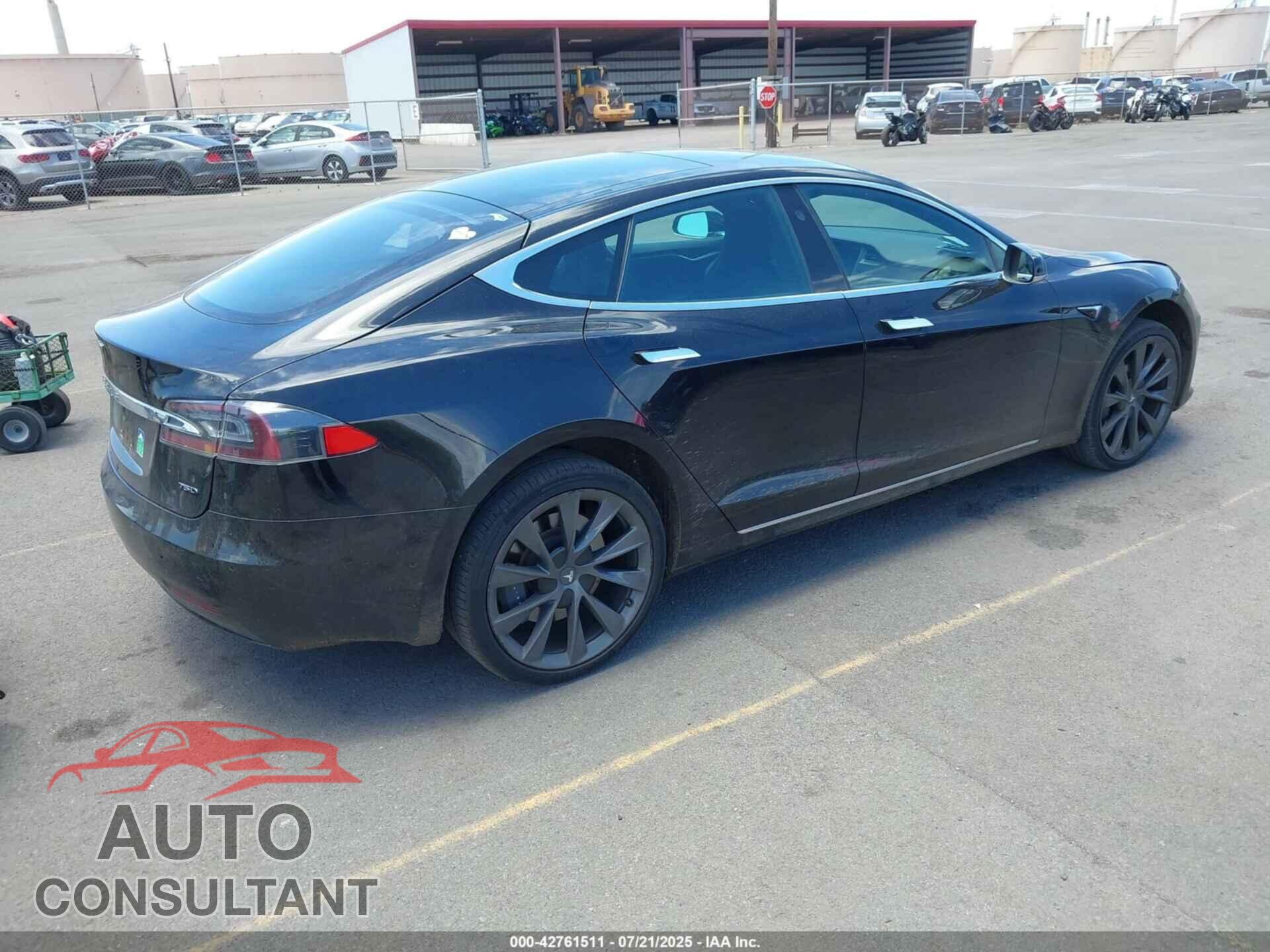 TESLA MODEL S 2018 - 5YJSA1E26JF282895