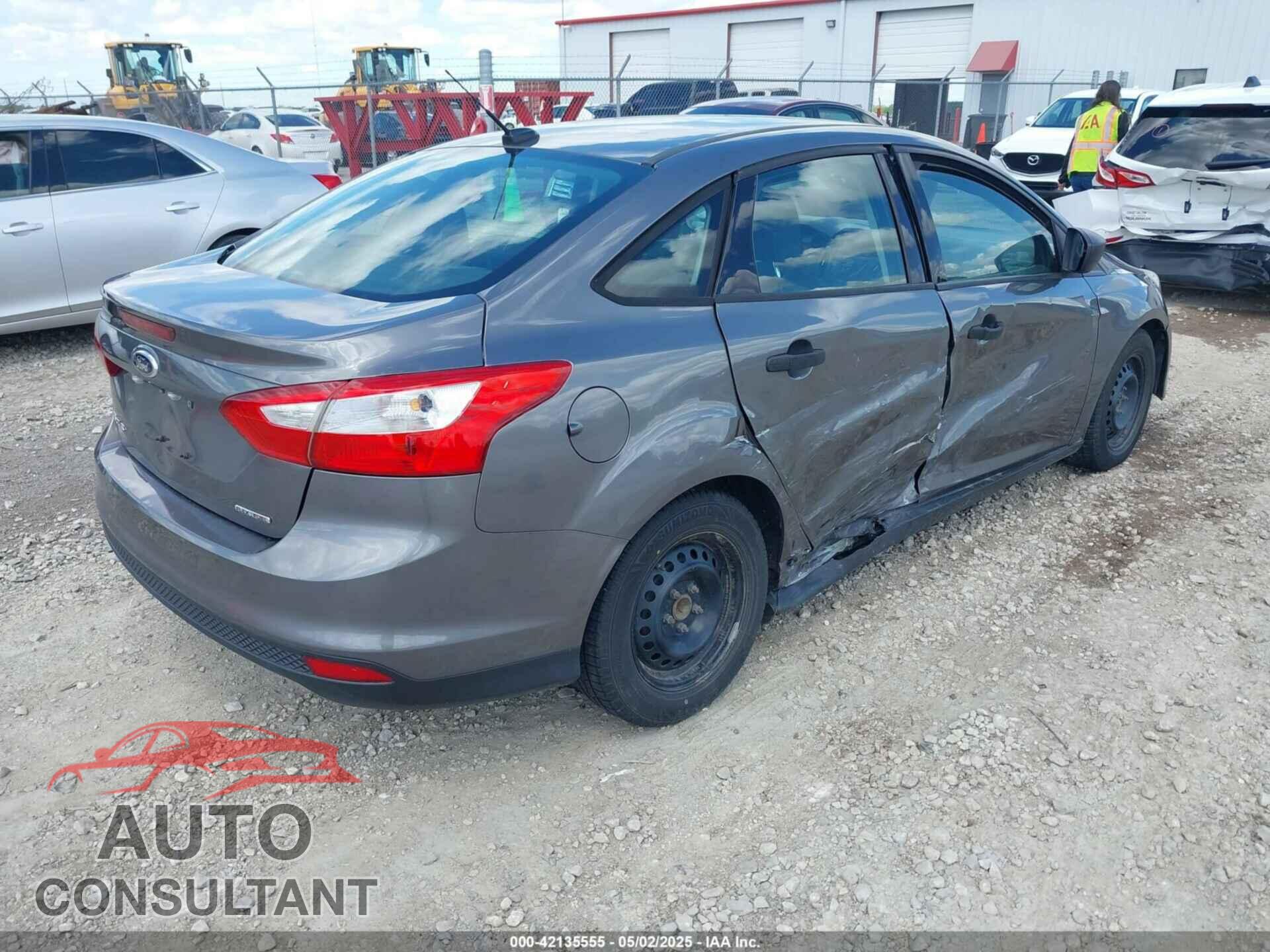 FORD FOCUS 2013 - 1FADP3E21DL163694