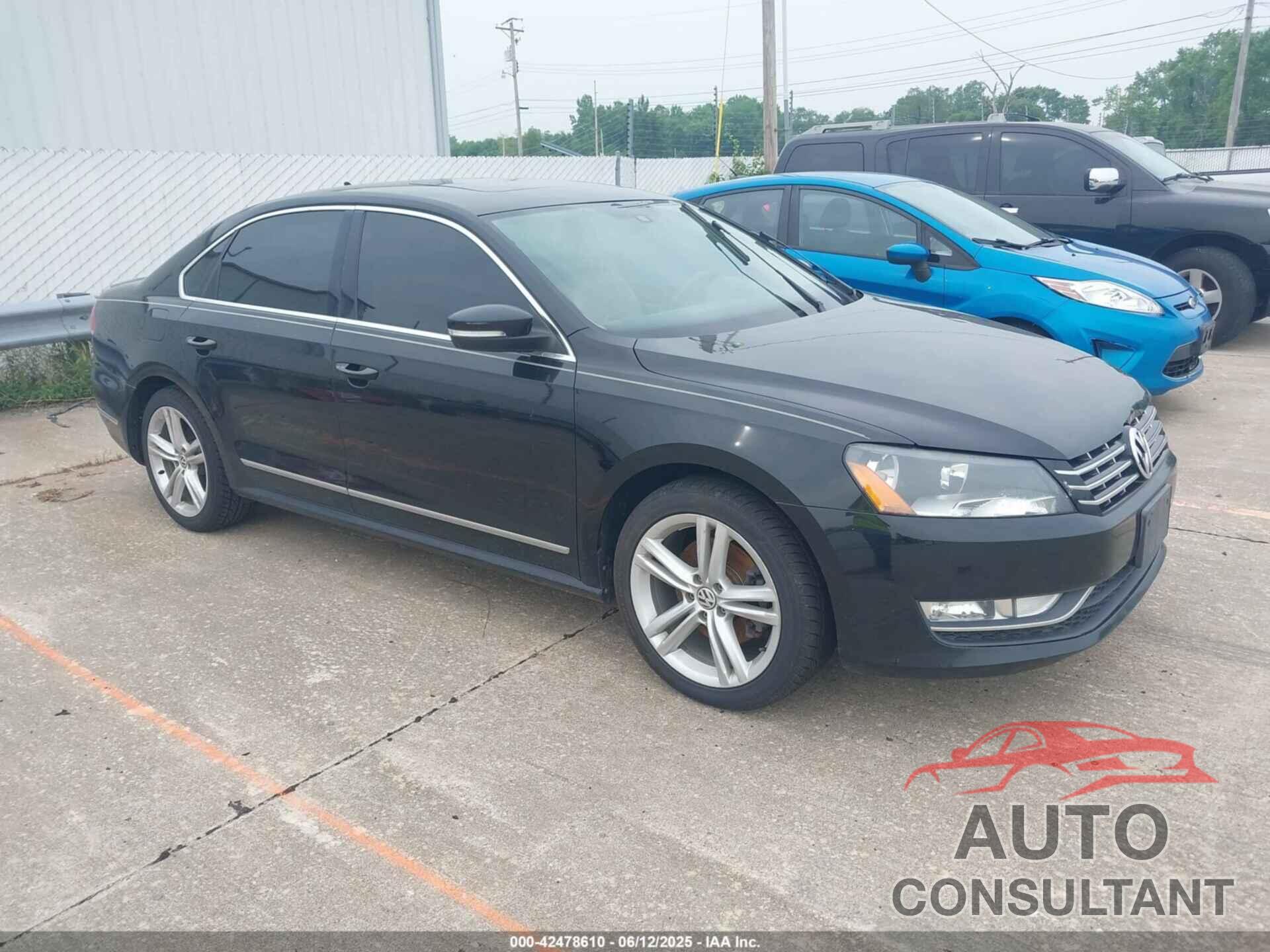 VOLKSWAGEN PASSAT 2014 - 1VWCN7A35EC078132
